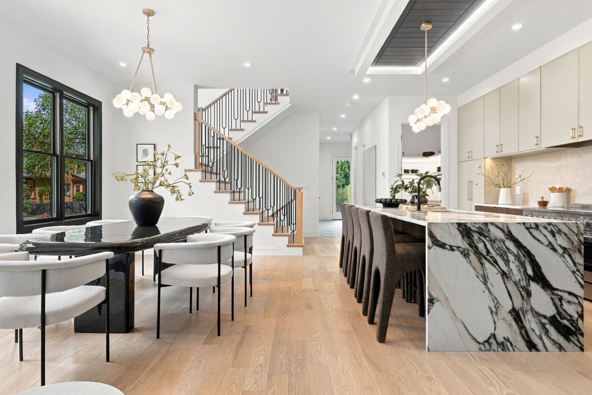 Condominium at 212-214 Auburn # 214, Newton MA 02466, Newton, photo 6 of 27