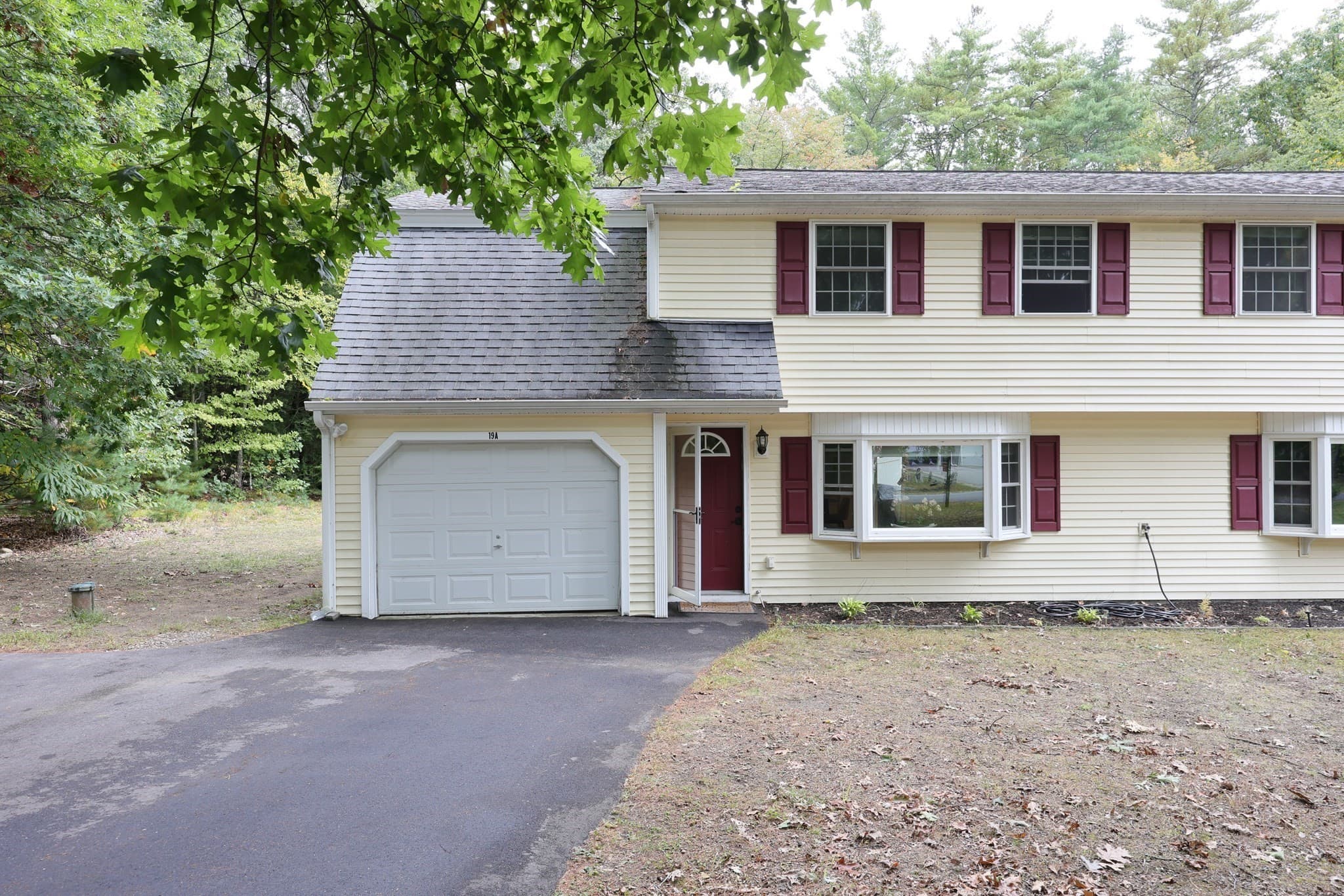 19 Deerwood Dr # A, Amherst NH 03031