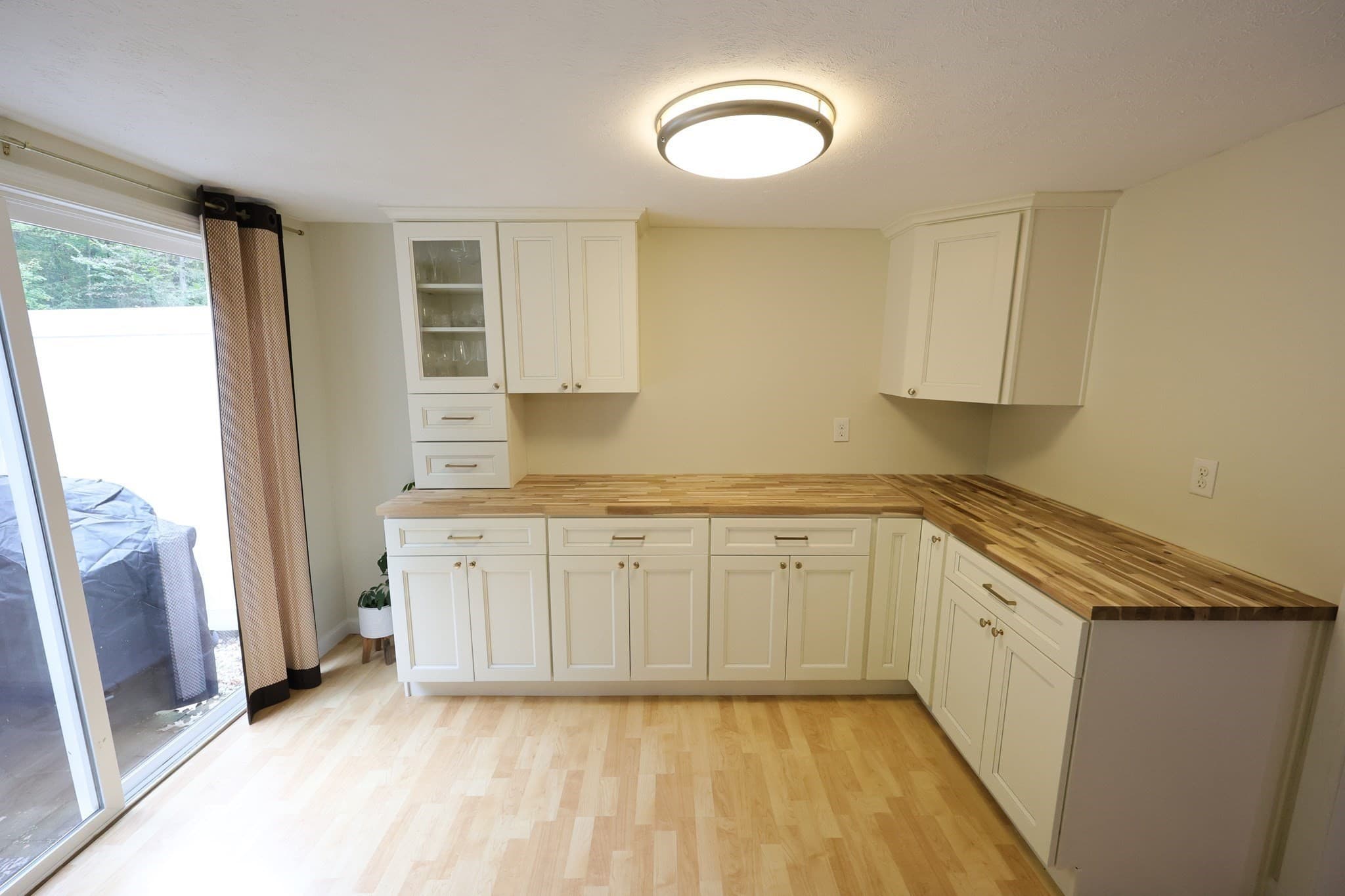 Condex at 19 Deerwood Dr # A, Amherst NH 03031, Amherst, photo 8 of 31