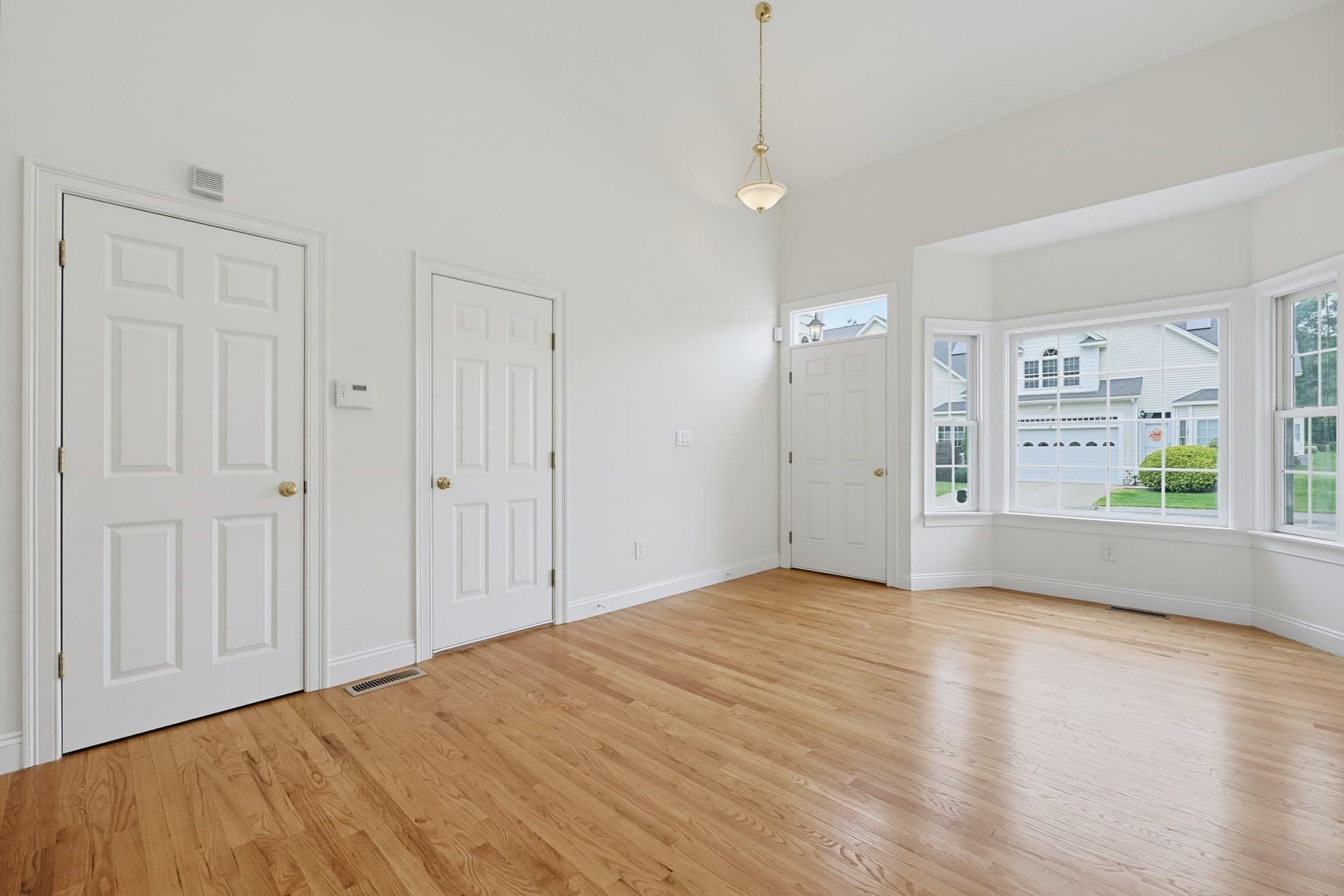 Condominium at 6 Afra Dr # 6, Shrewsbury MA 01545, Shrewsbury, photo 2 of 34