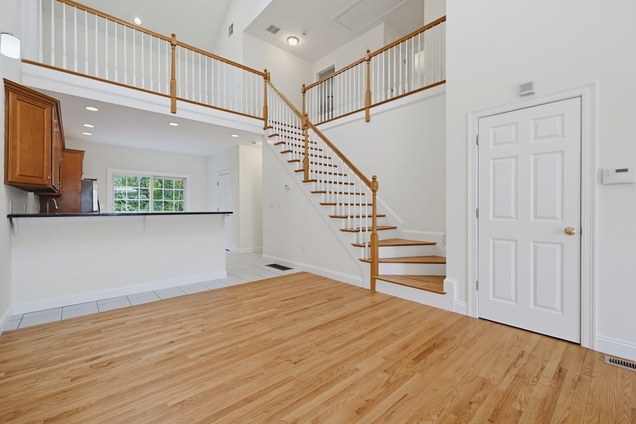 Condominium at 6 Afra Dr # 6, Shrewsbury MA 01545, Shrewsbury, photo 5 of 34
