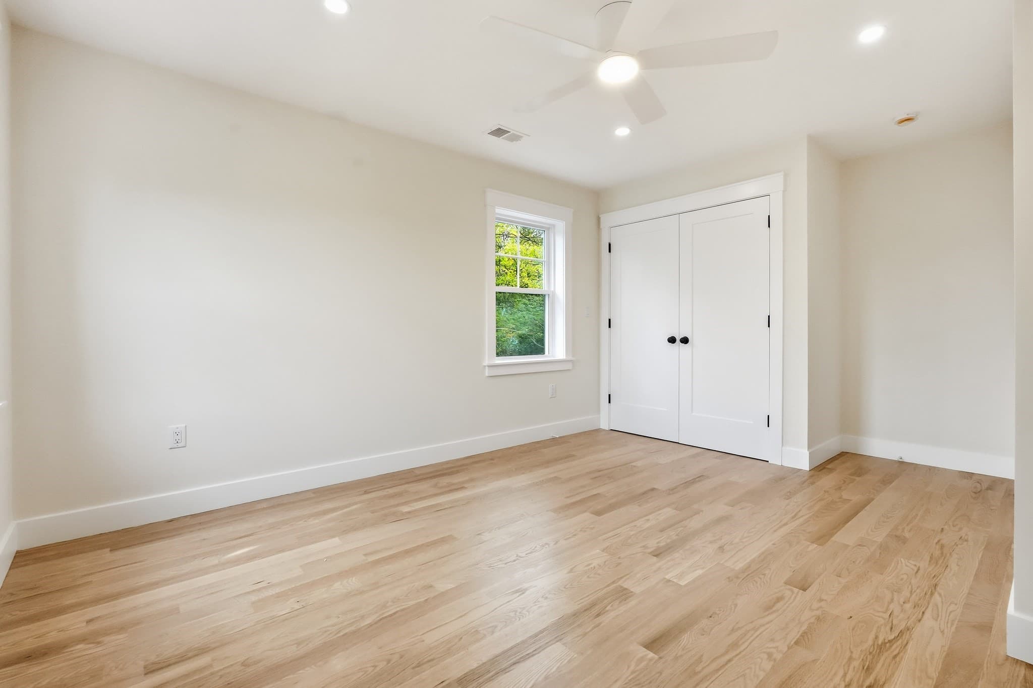 Single Family Residence at 4 Juniper, Burlington MA 01803, Burlington, photo 24 of 42