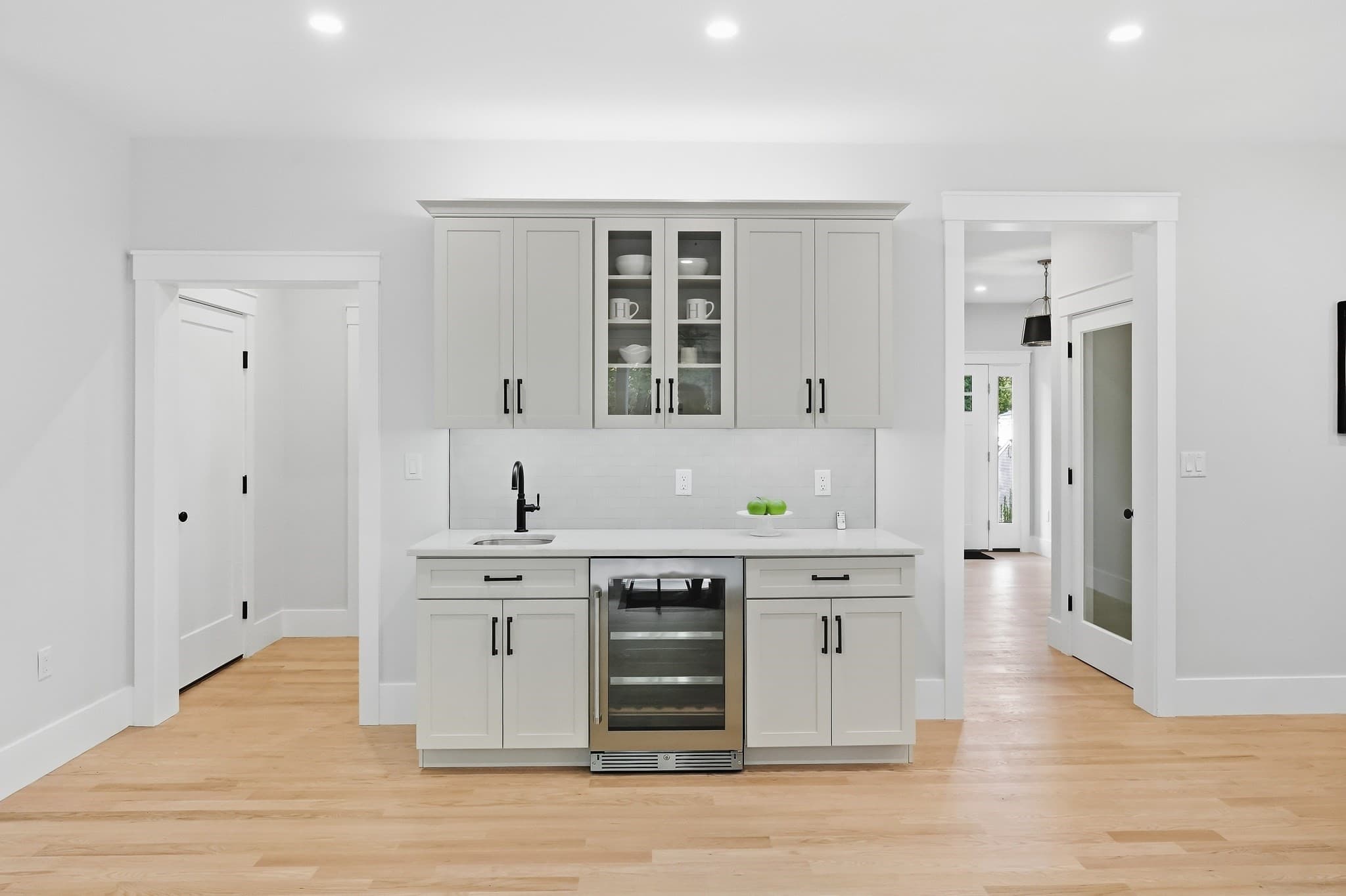 Single Family Residence at 4 Juniper, Burlington MA 01803, Burlington, photo 10 of 42
