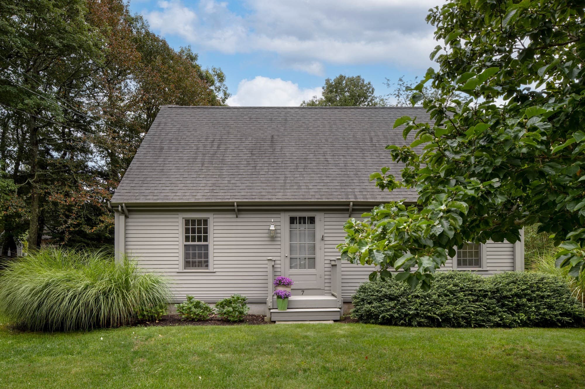 Single Family Residence at 7 Bayberry Ln, Mattapoisett MA 02739, Mattapoisett, photo 9 of 35