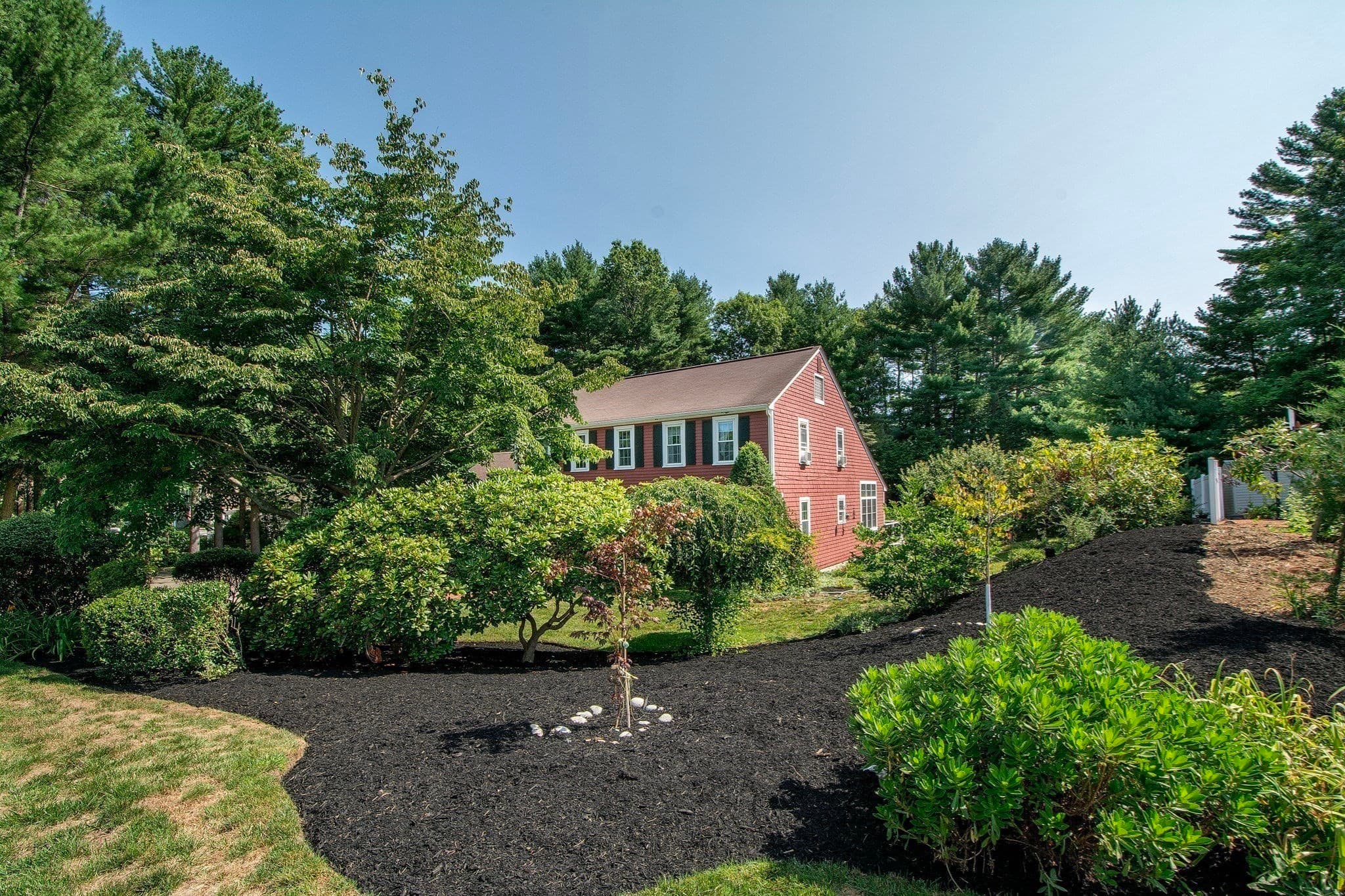 Single Family Residence at 263 Edgewater Drive, Pembroke MA 02359, Pembroke, photo 5 of 40