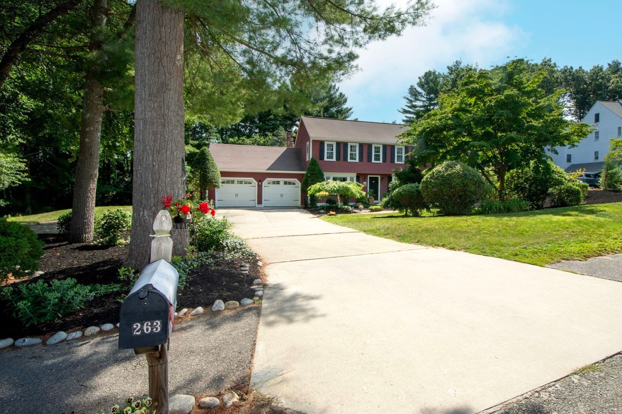 Single Family Residence at 263 Edgewater Drive, Pembroke MA 02359, Pembroke, photo 4 of 40