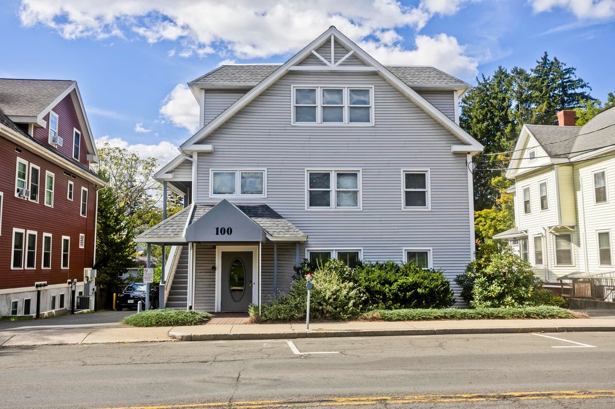 100 King Street, Northampton MA 01060