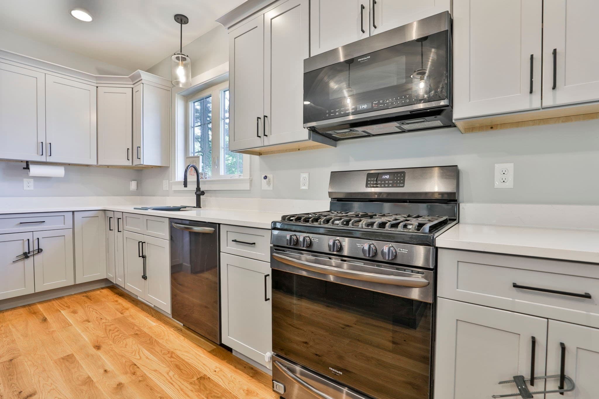 Single Family Residence at 49 Kimball Rd, Amesbury MA 01913, Amesbury, photo 9 of 40
