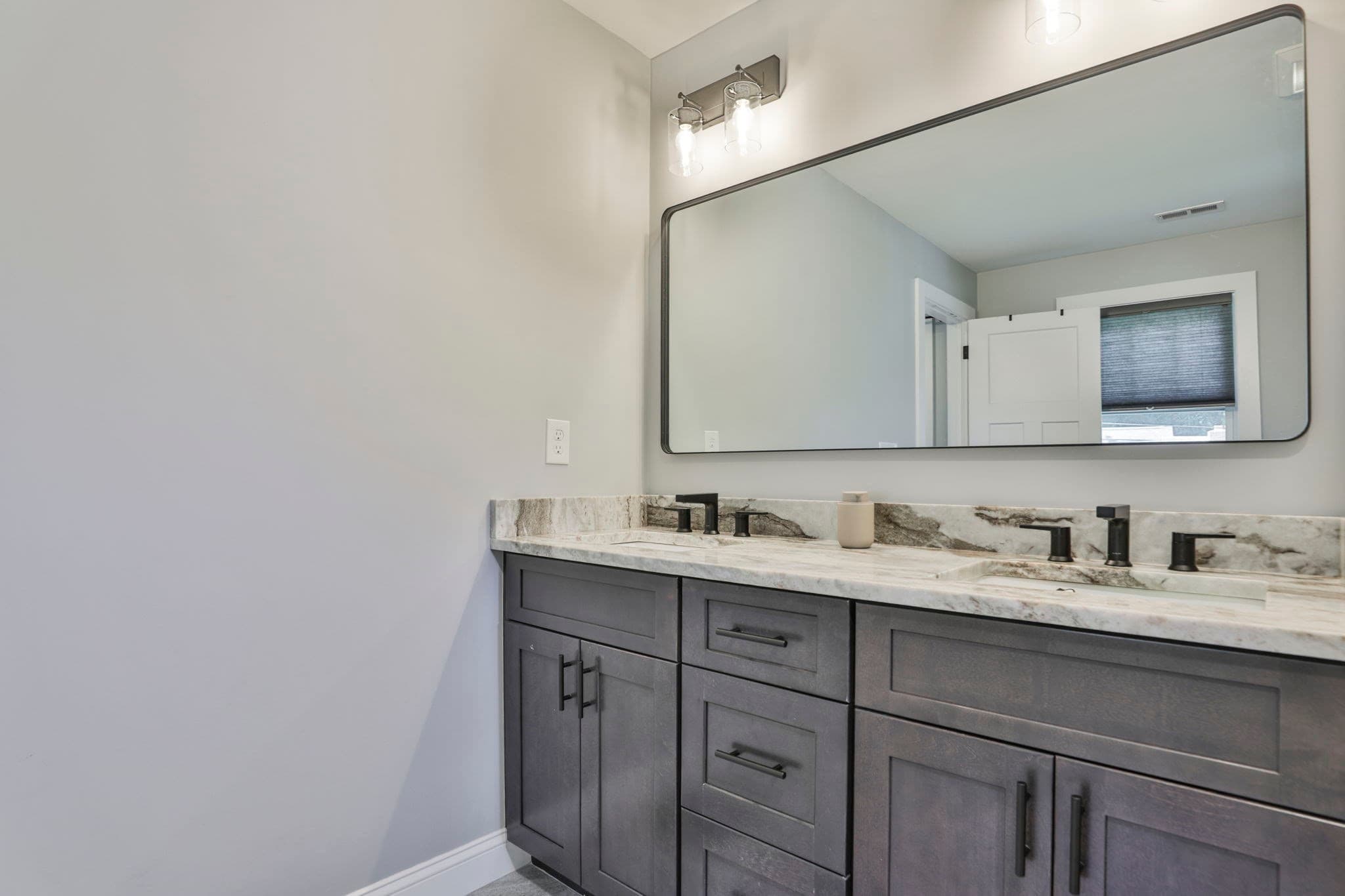 Single Family Residence at 49 Kimball Rd, Amesbury MA 01913, Amesbury, photo 24 of 40