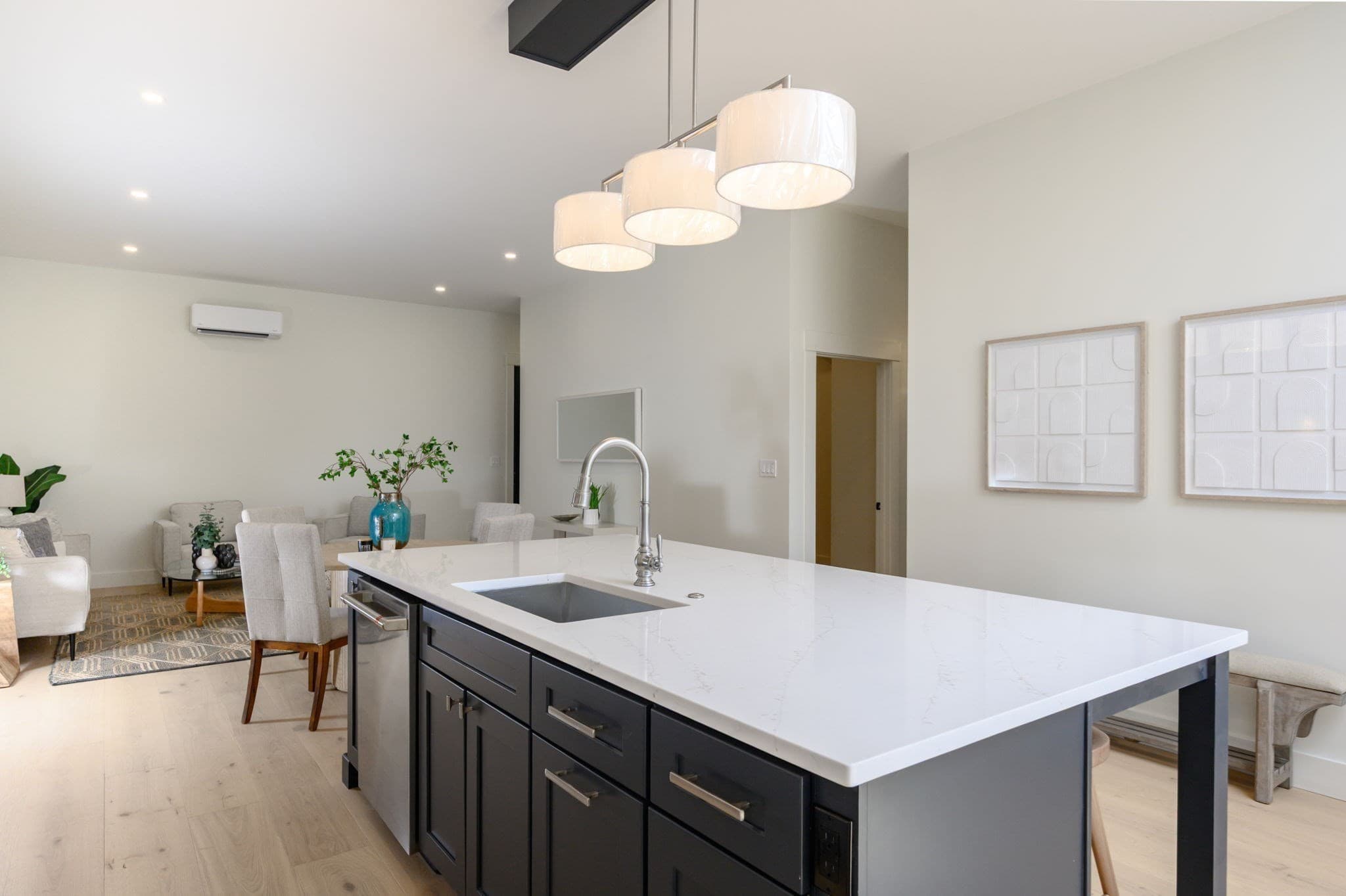 Condominium at 21 Tanglewood Road # 4, Boston MA 02124, Boston, photo 3 of 24