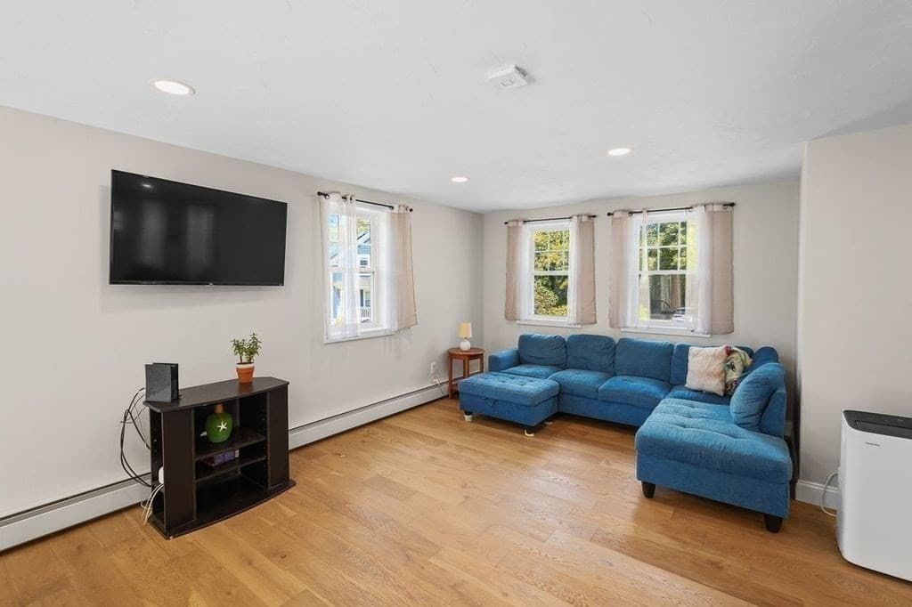 Single Family Residence at 28 Ash St, Webster MA 01570, Webster, photo 15 of 38