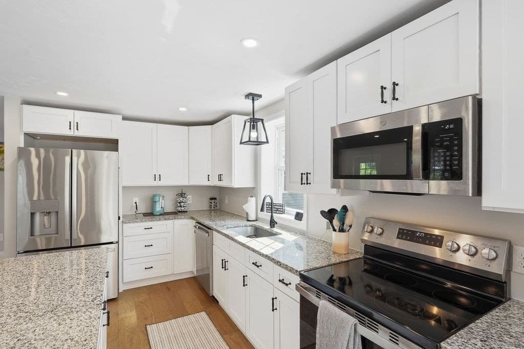 Single Family Residence at 28 Ash St, Webster MA 01570, Webster, photo 8 of 38
