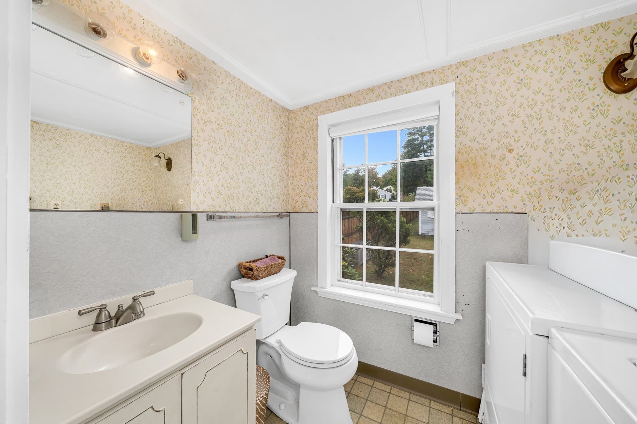 Single Family Residence at 40 Elm Park, Groveland MA 01834, Groveland, photo 11 of 27