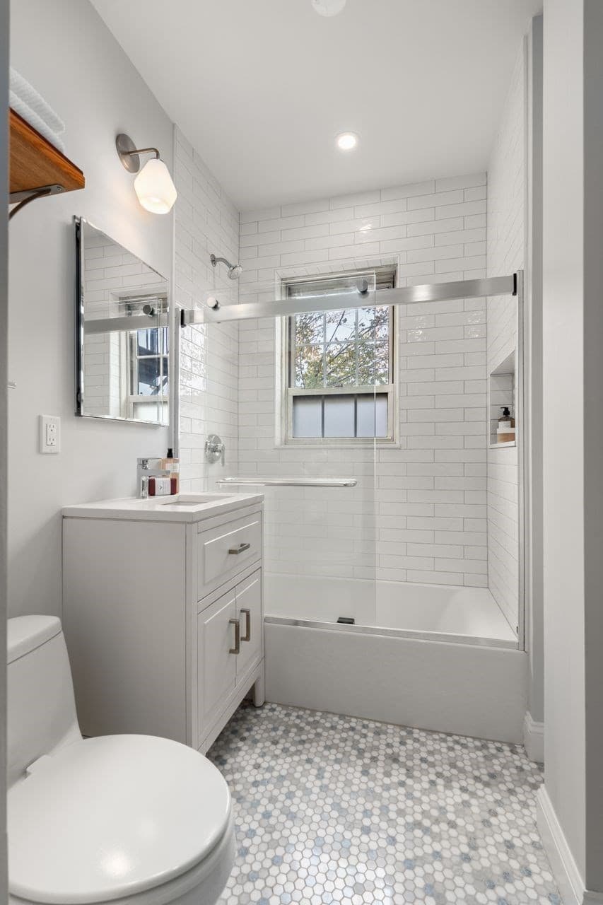 Condominium at 3 Arlington St # 35, Cambridge MA 02140, Cambridge, photo 19 of 26