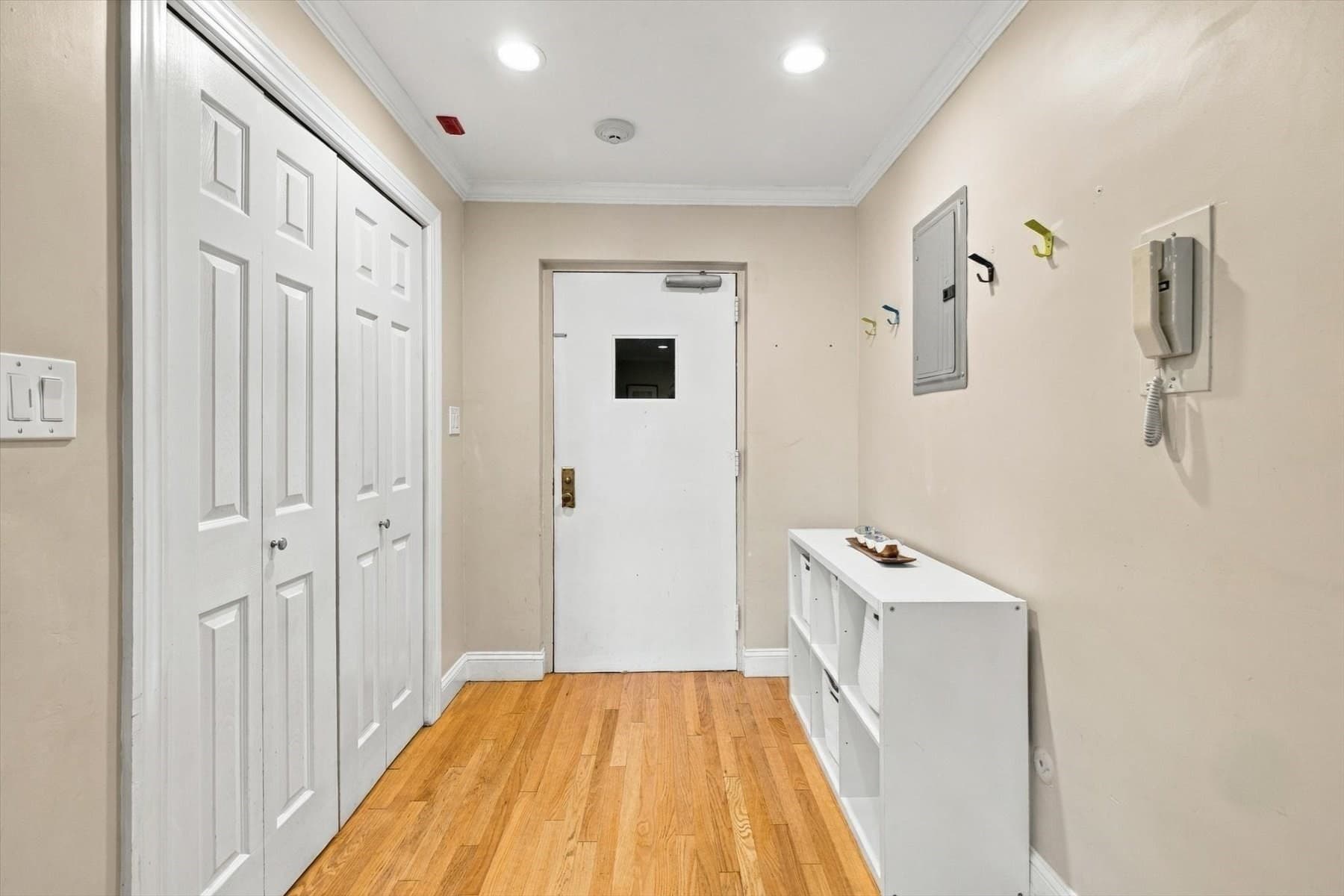 Condominium at 16 Addington # 21, Brookline MA 02445, Brookline, photo 9 of 24