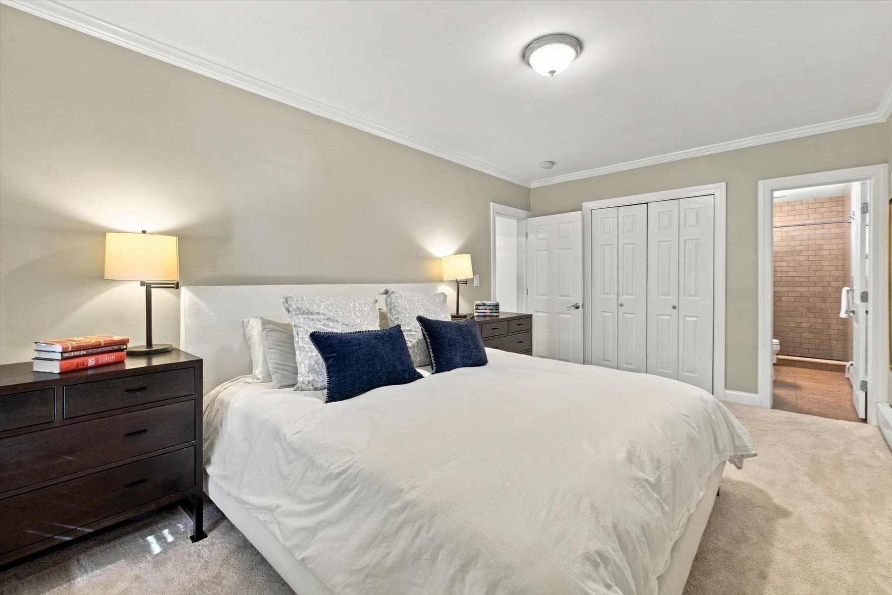 Condominium at 16 Addington # 21, Brookline MA 02445, Brookline, photo 11 of 24