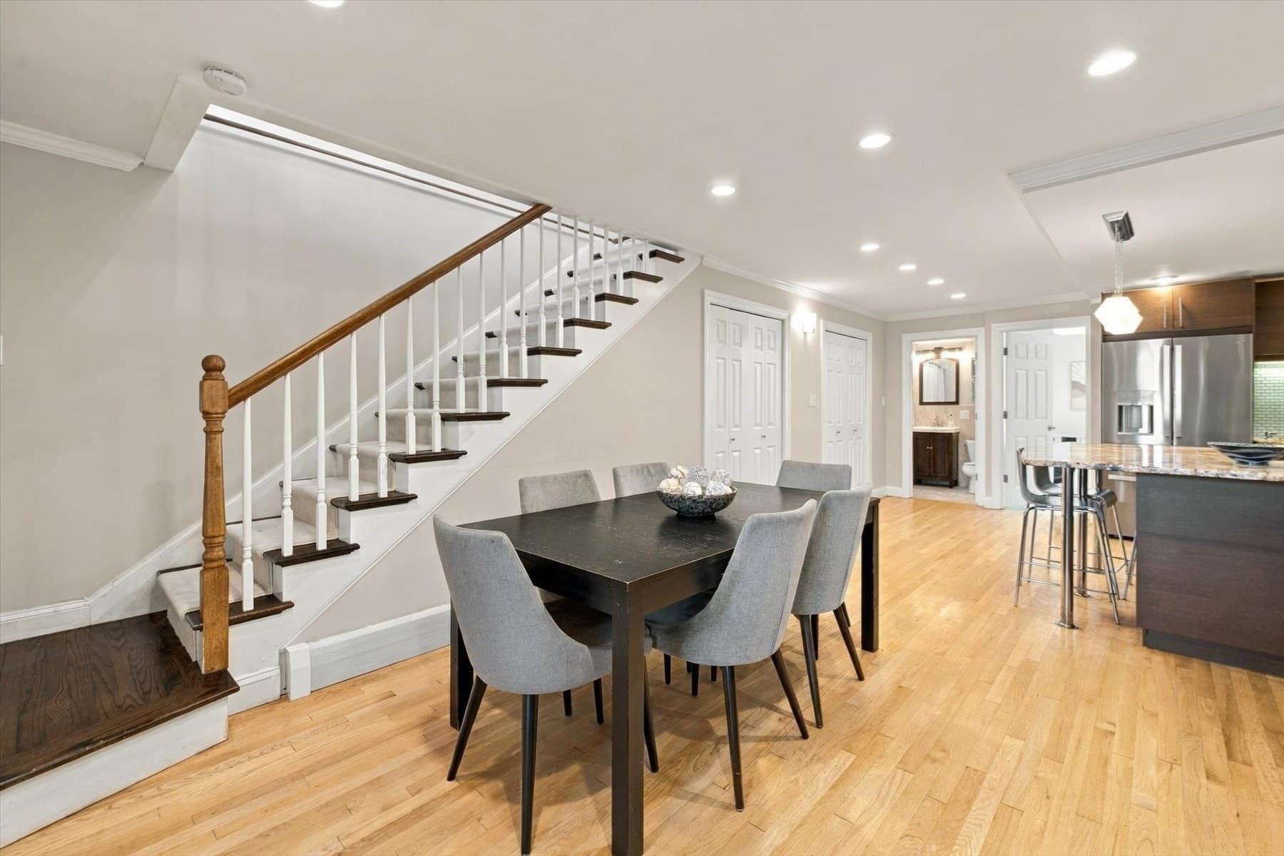 Condominium at 16 Addington # 21, Brookline MA 02445, Brookline, photo 4 of 24