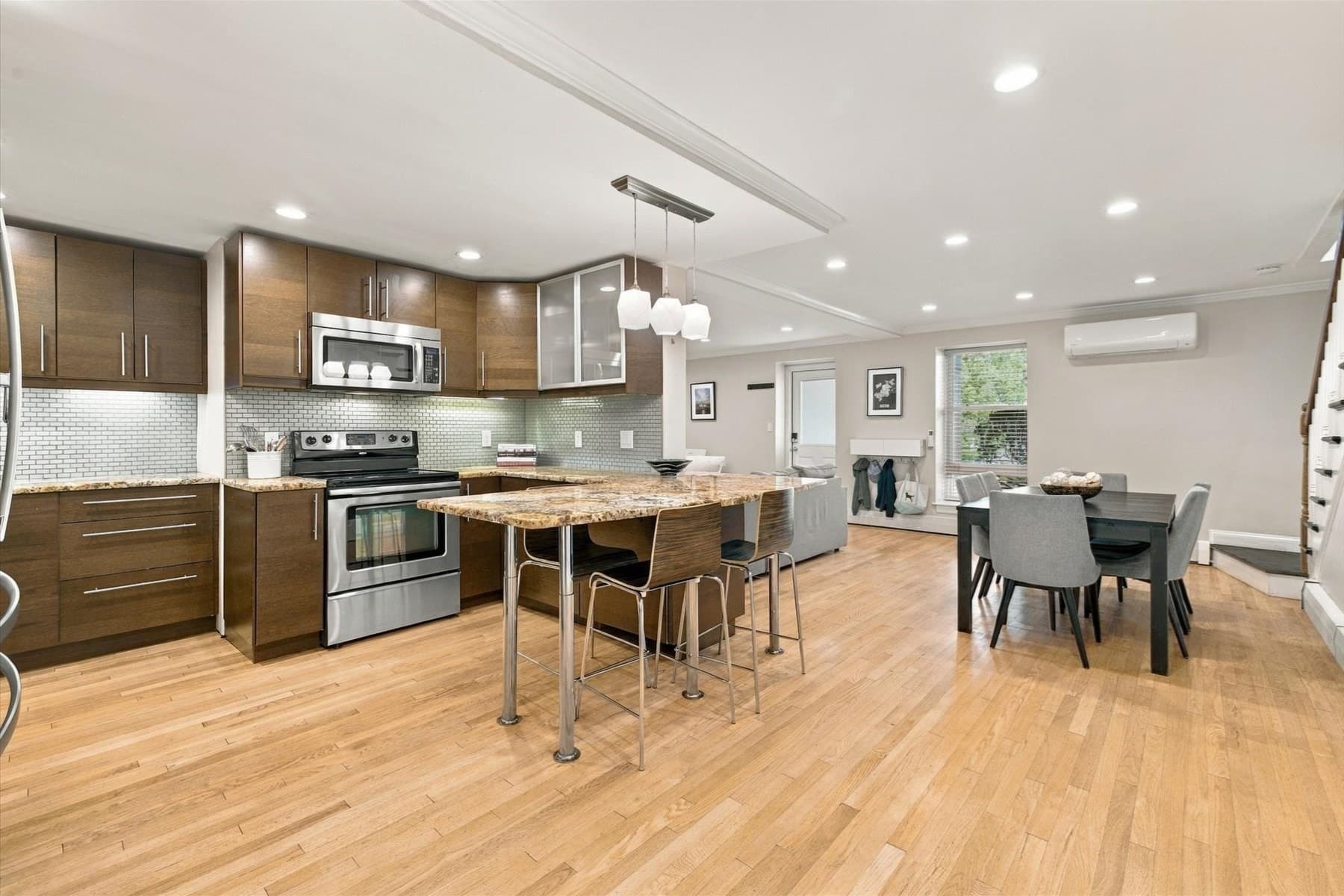Condominium at 16 Addington # 21, Brookline MA 02445, Brookline, photo 8 of 24