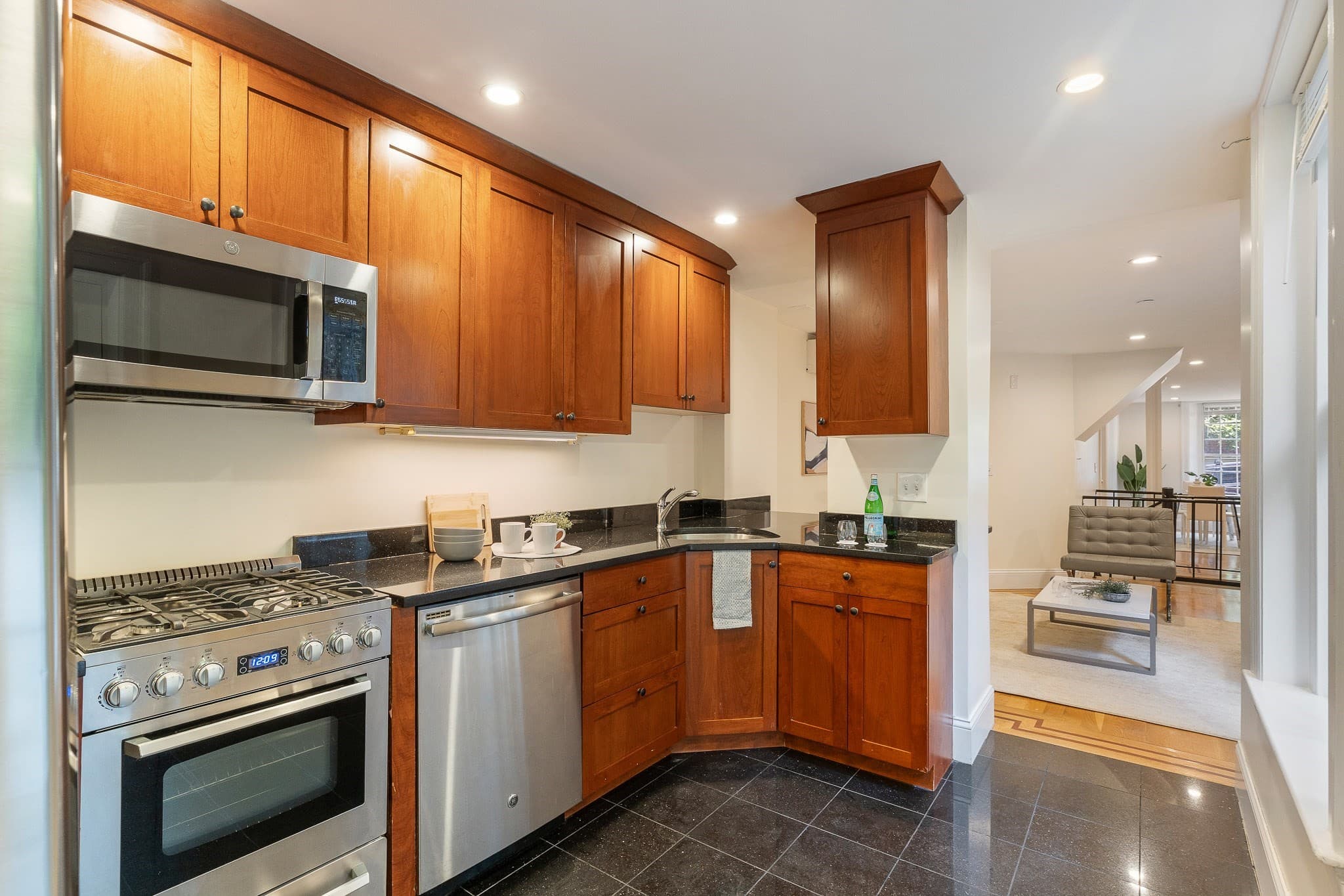 Condominium at 20 Joy St # 1, Boston MA 02114, Boston, photo 14 of 23