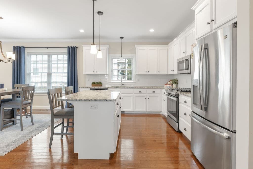 Condominium at 57 Oak St # 57, Needham MA 02492, Needham, photo 5 of 23