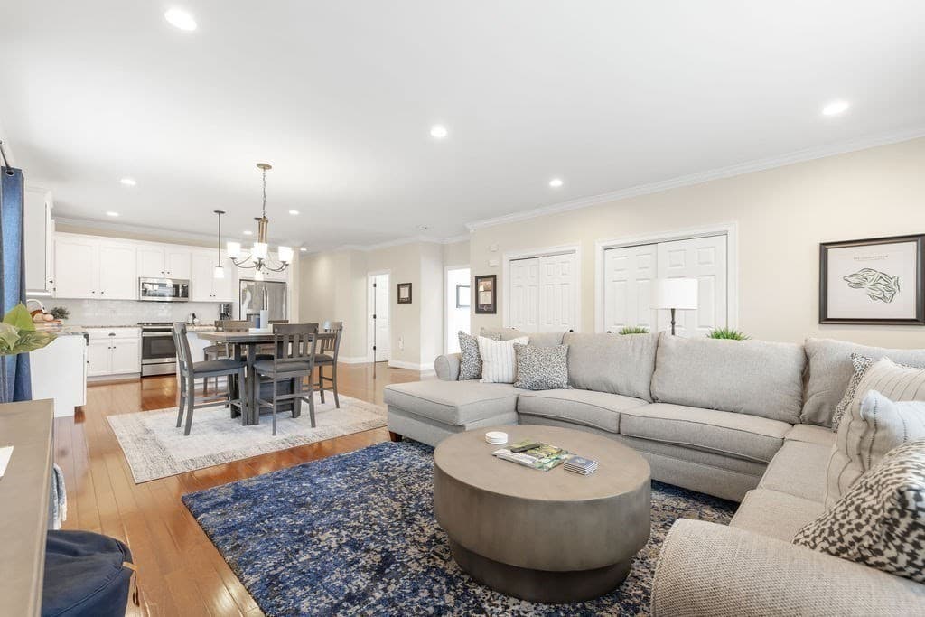 Condominium at 57 Oak St # 57, Needham MA 02492, Needham, photo 9 of 23