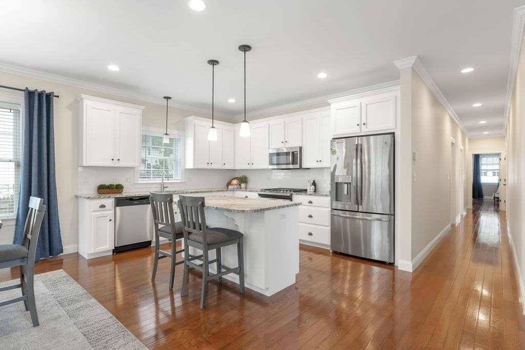 Condominium at 57 Oak St # 57, Needham MA 02492, Needham, photo 4 of 23