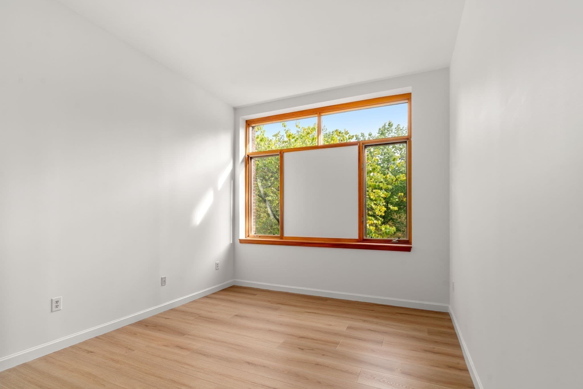 Condominium at 100 Keyes Rd # 304, Concord MA 01742, Concord, photo 12 of 19
