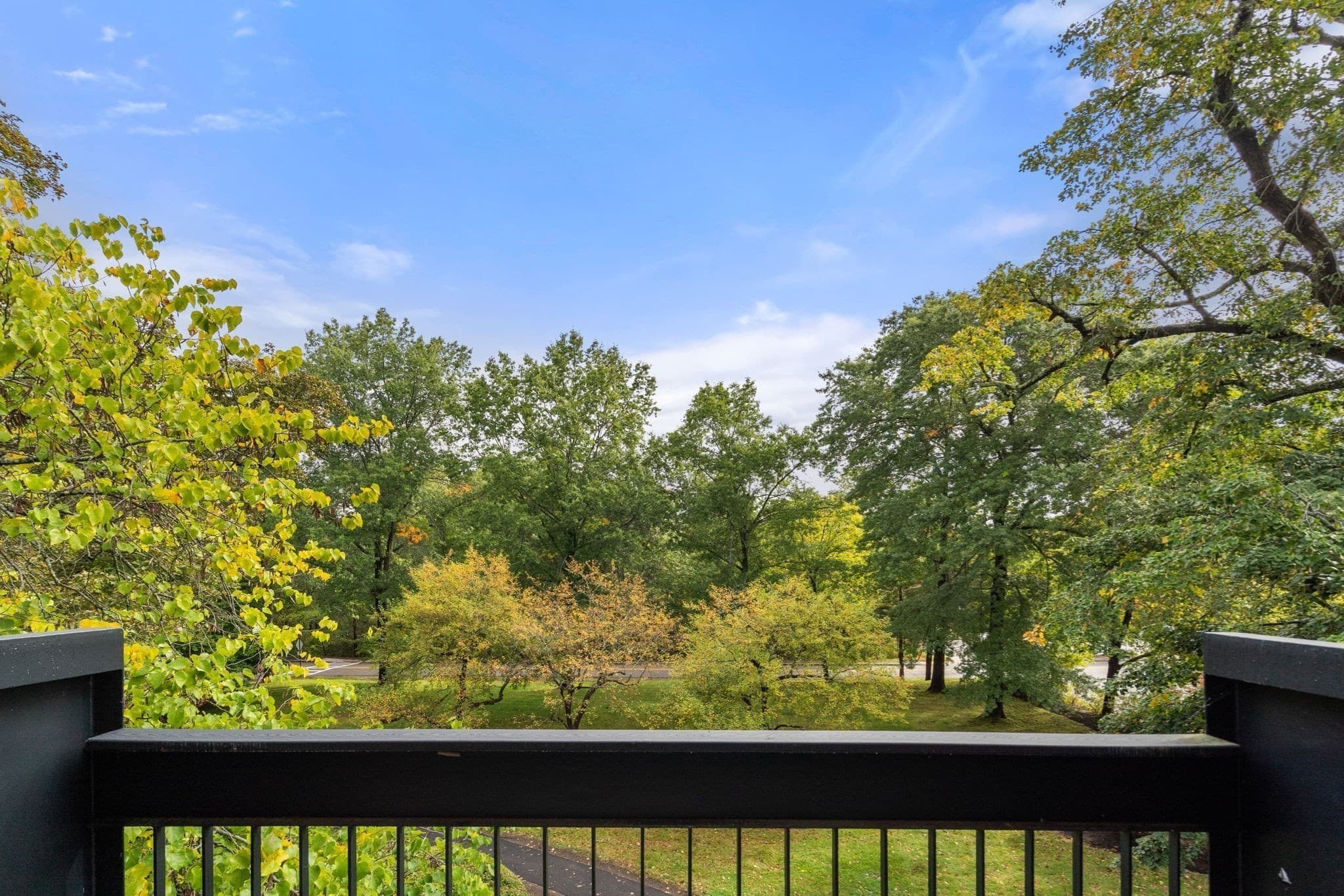 Condominium at 100 Keyes Rd # 304, Concord MA 01742, Concord, photo 3 of 19