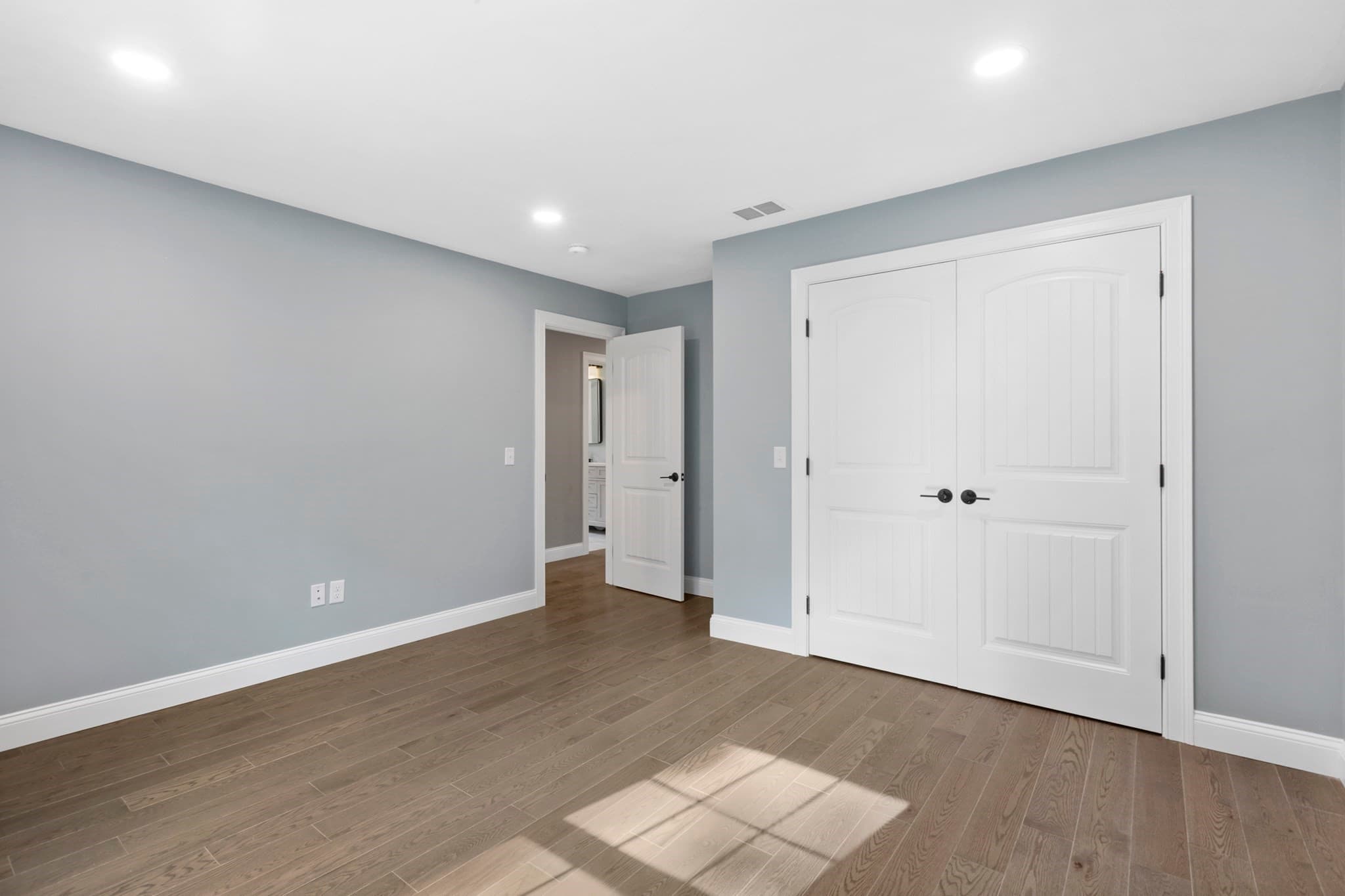 Single Family Residence at 24 Cooper Rd, Webster MA 01570, Webster, photo 28 of 39