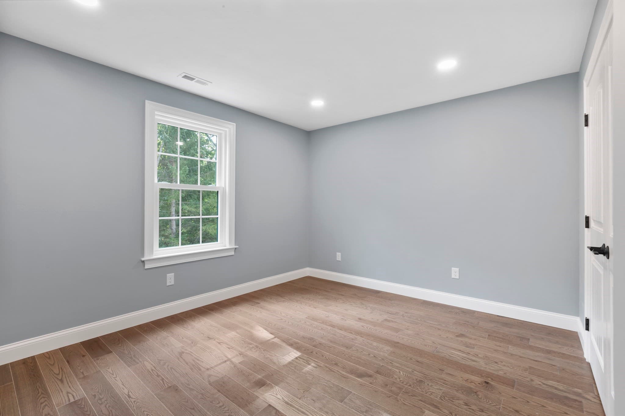 Single Family Residence at 24 Cooper Rd, Webster MA 01570, Webster, photo 35 of 39
