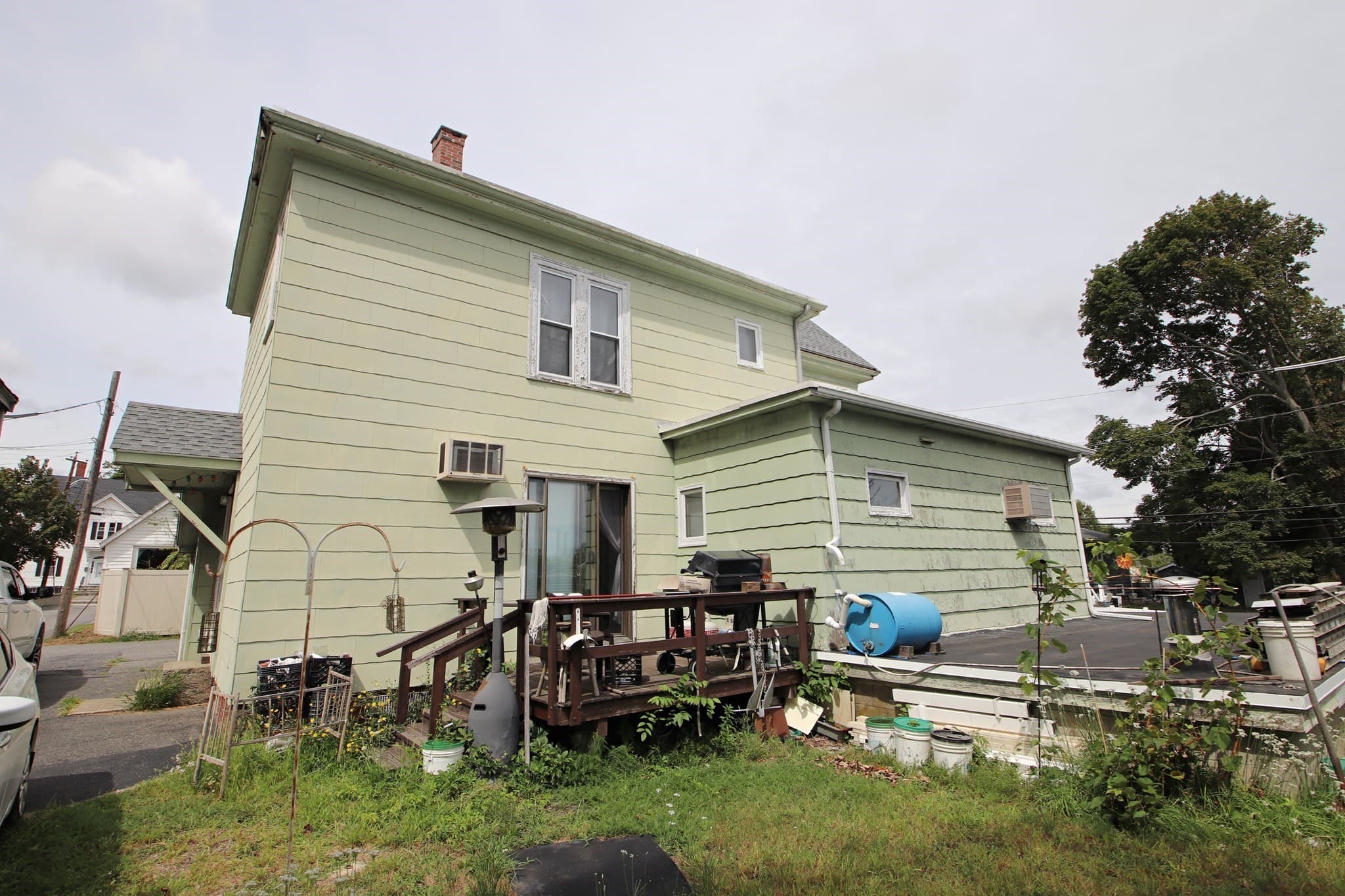 Single Family Residence at 28 Wendell St, Saugus MA 01906, Saugus, photo 3 of 16