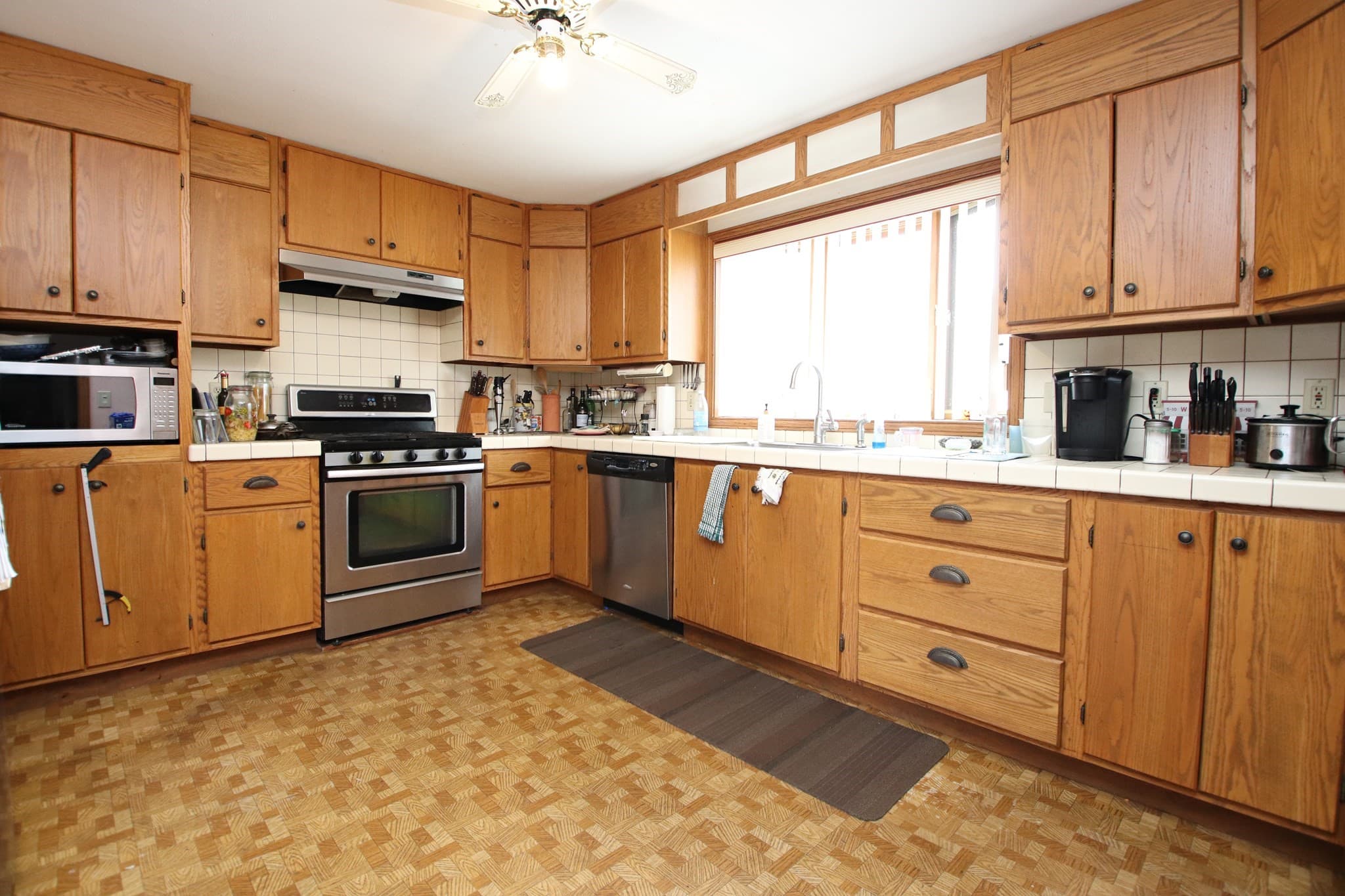 Single Family Residence at 28 Wendell St, Saugus MA 01906, Saugus, photo 5 of 16