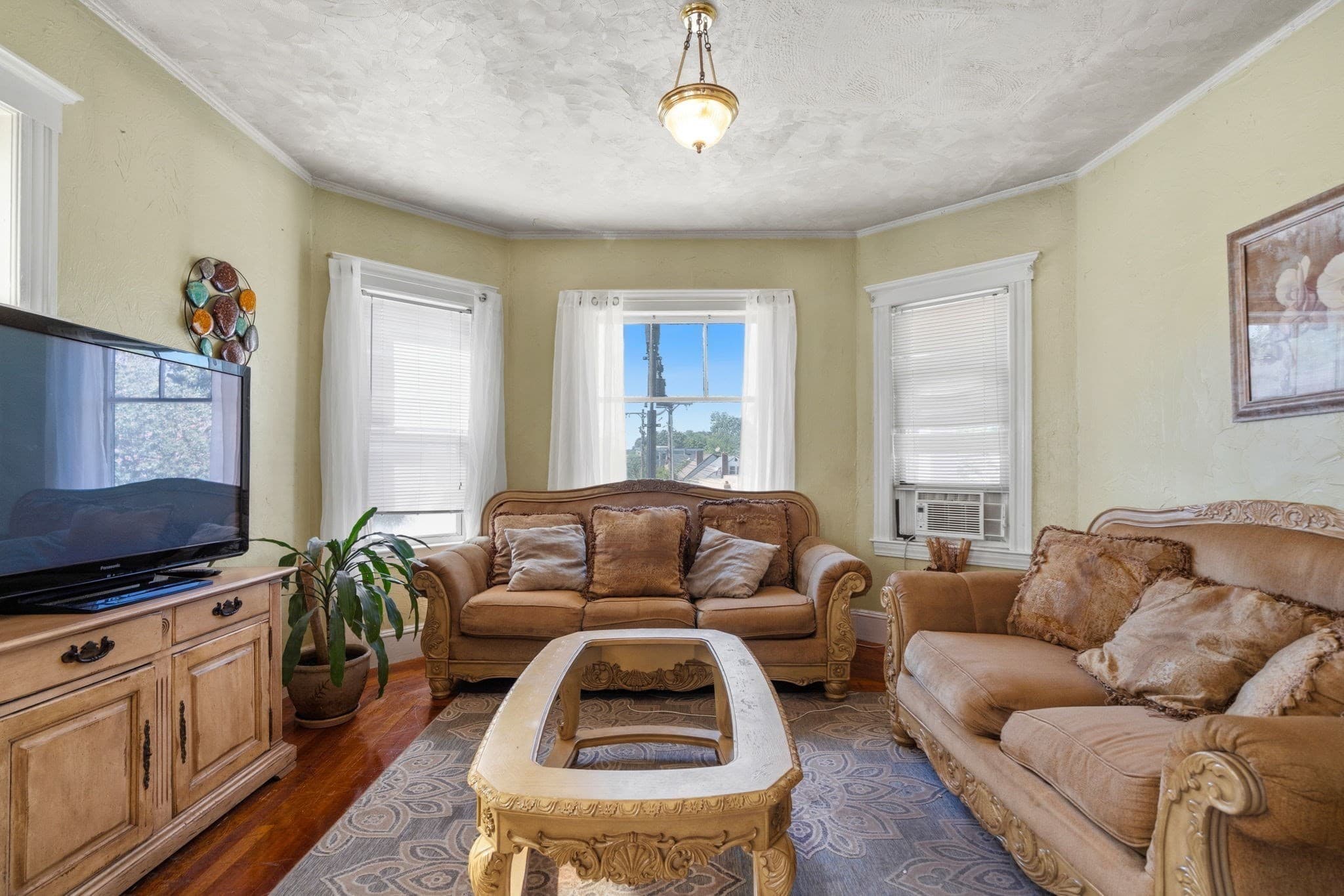 3 Family at 968 River St, Boston MA 02136, Boston, photo 2 of 17