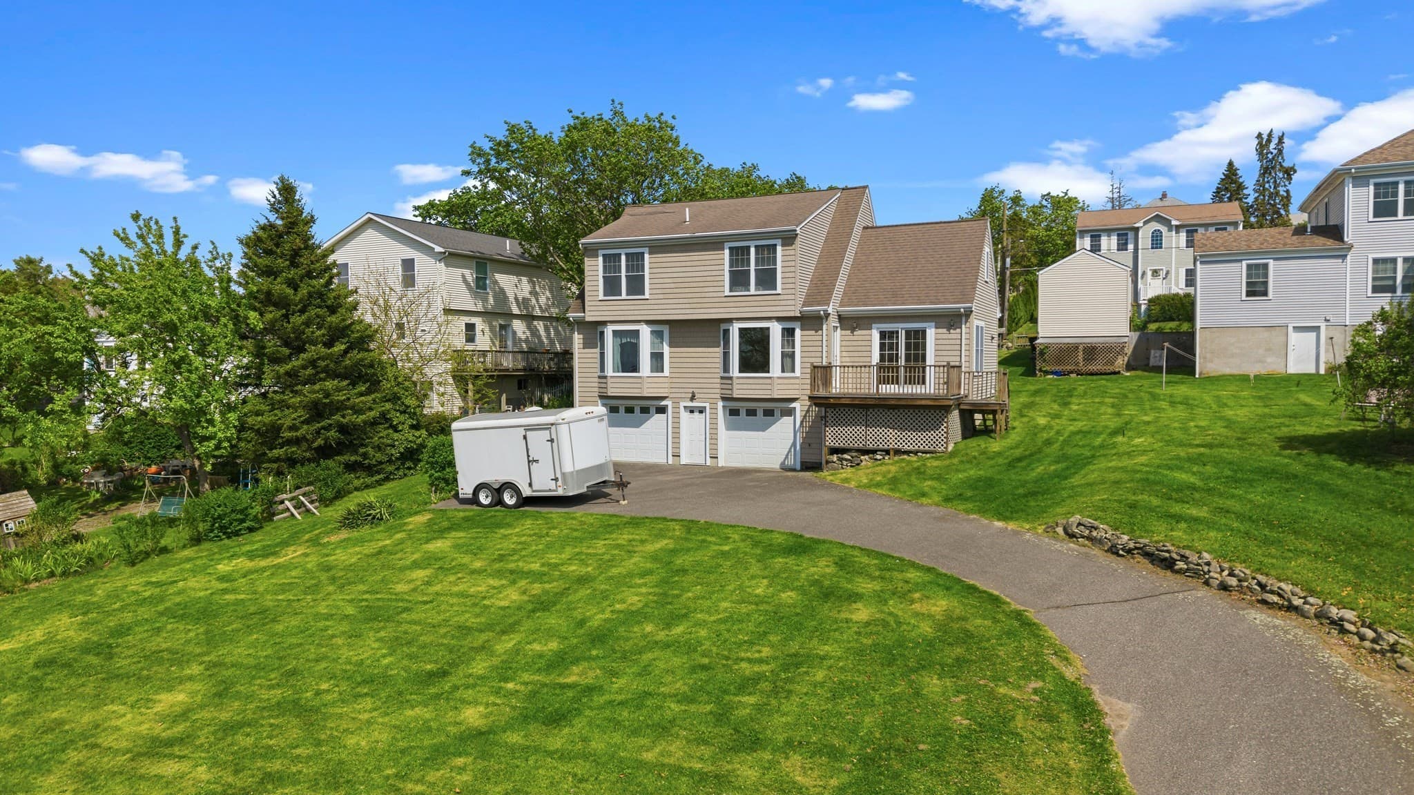 Single Family Residence at 400 Sampson, Fall River MA 02724, Fall River, photo 2 of 41