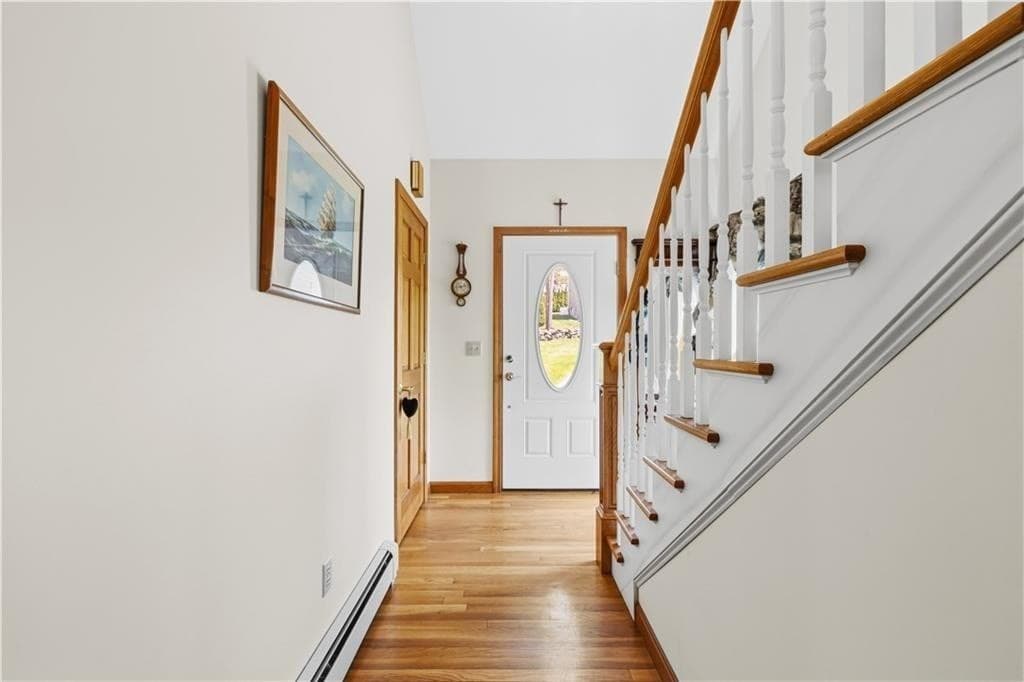 Single Family Residence at 400 Sampson, Fall River MA 02724, Fall River, photo 10 of 41
