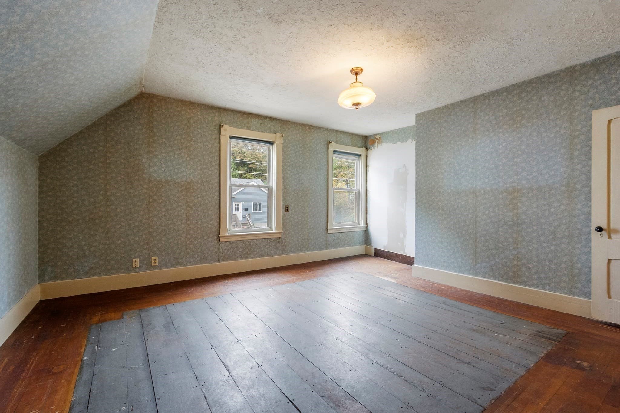 Single Family Residence at 265 Pine St, Gardner MA 01440, Gardner, photo 23 of 35