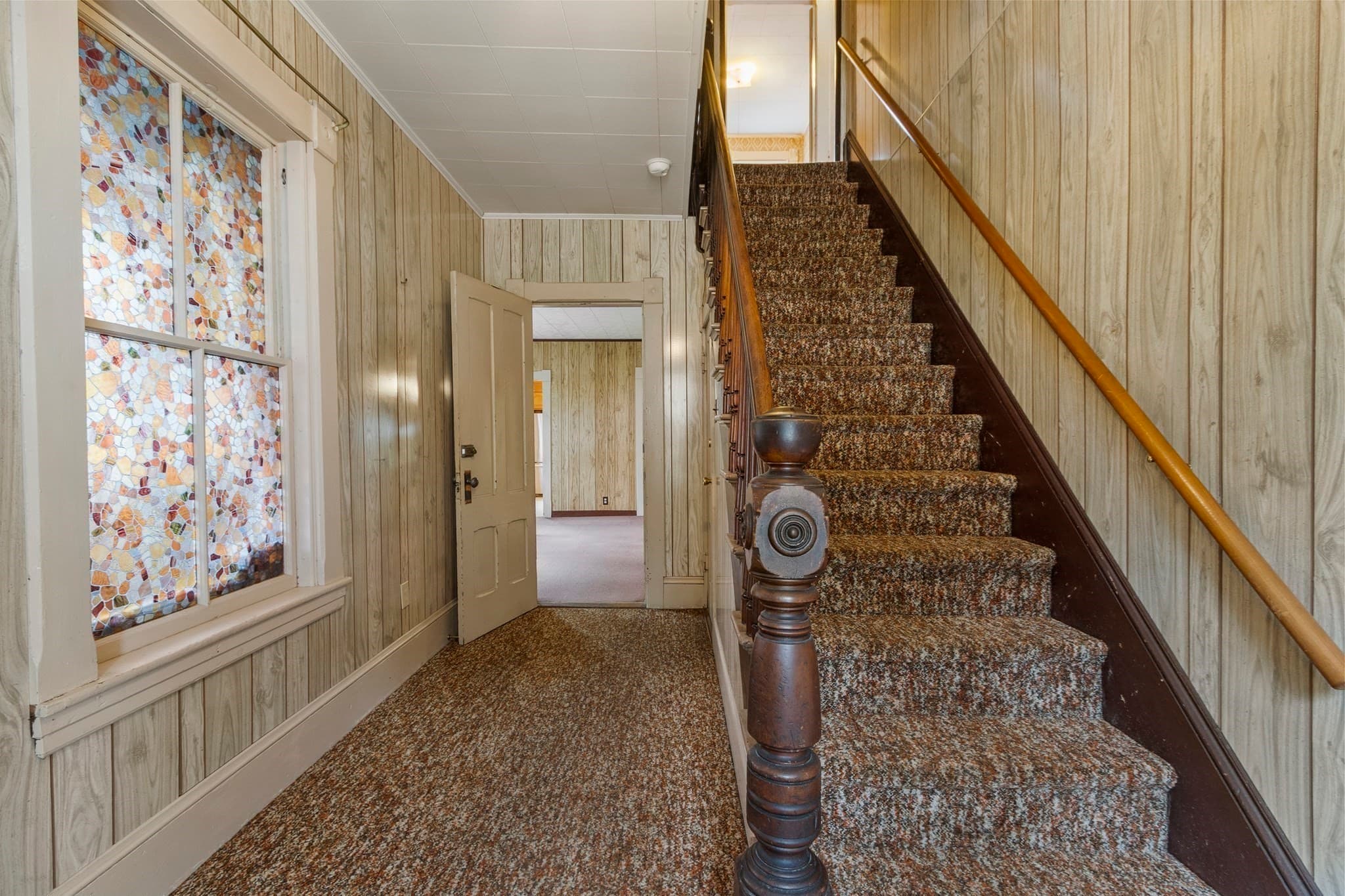 Single Family Residence at 265 Pine St, Gardner MA 01440, Gardner, photo 9 of 35