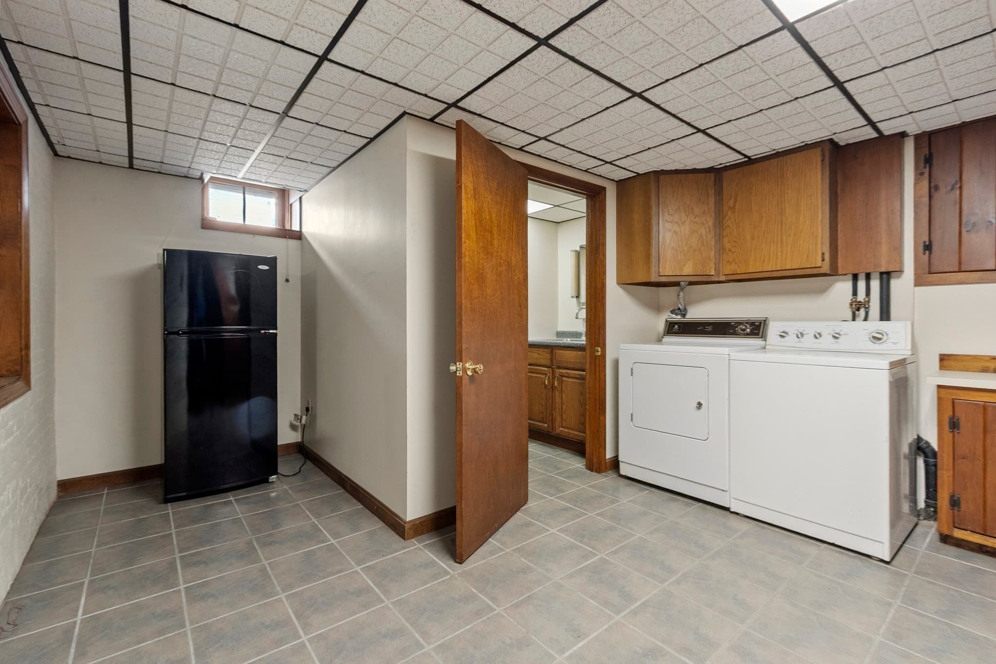 Single Family Residence at 265 Pine St, Gardner MA 01440, Gardner, photo 24 of 35