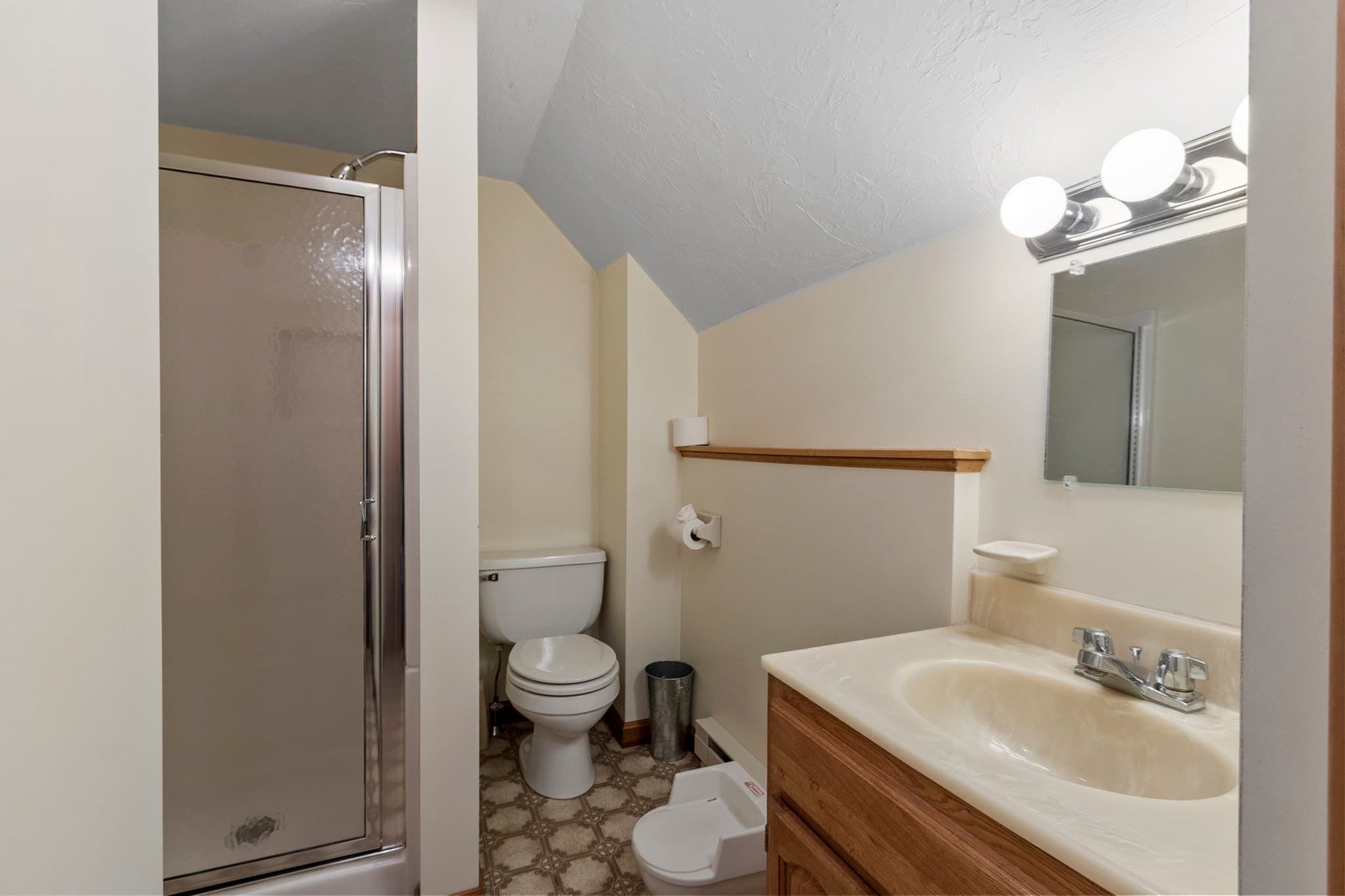 Single Family Residence at 265 Pine St, Gardner MA 01440, Gardner, photo 19 of 35