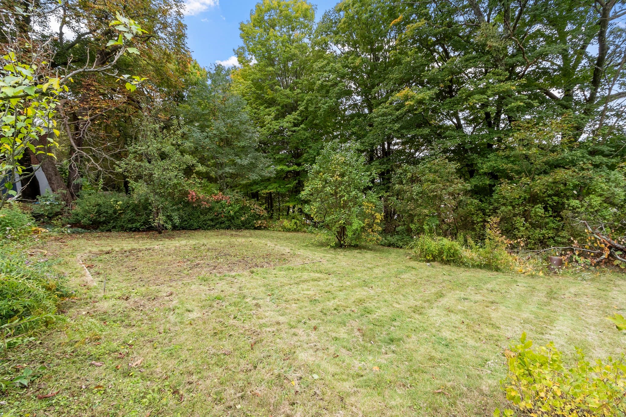 Single Family Residence at 265 Pine St, Gardner MA 01440, Gardner, photo 4 of 35