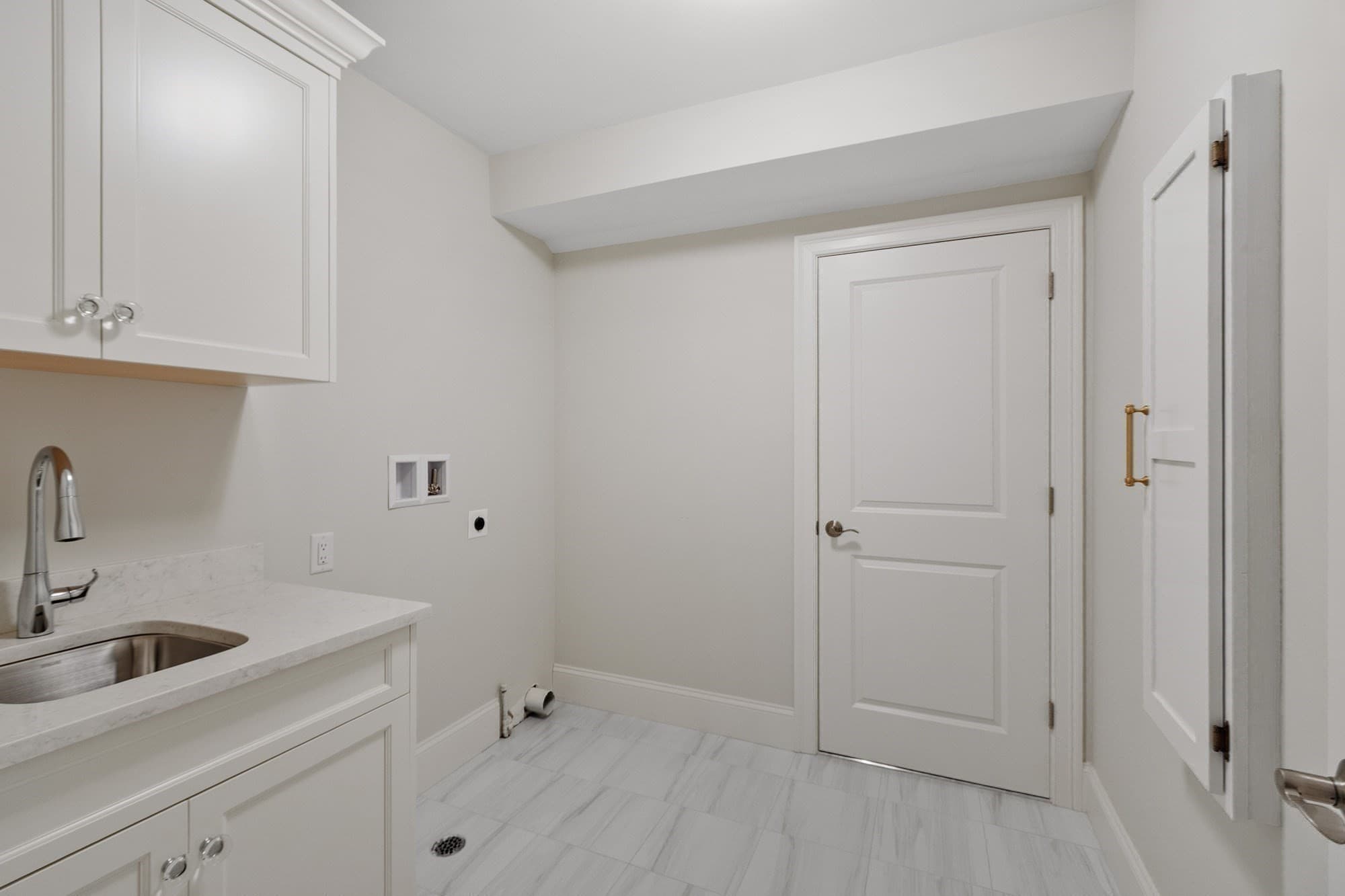 Single Family Residence at 10 Trevino Circle, Andover MA 01810, Andover, photo 30 of 42