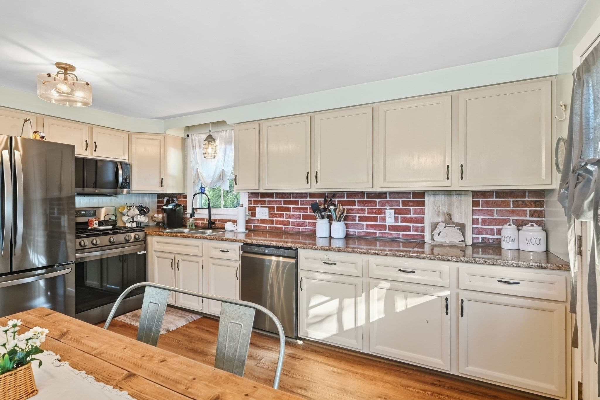 Single Family Residence at 21 Circuit Ave, Ludlow MA 01056, Ludlow, photo 12 of 31