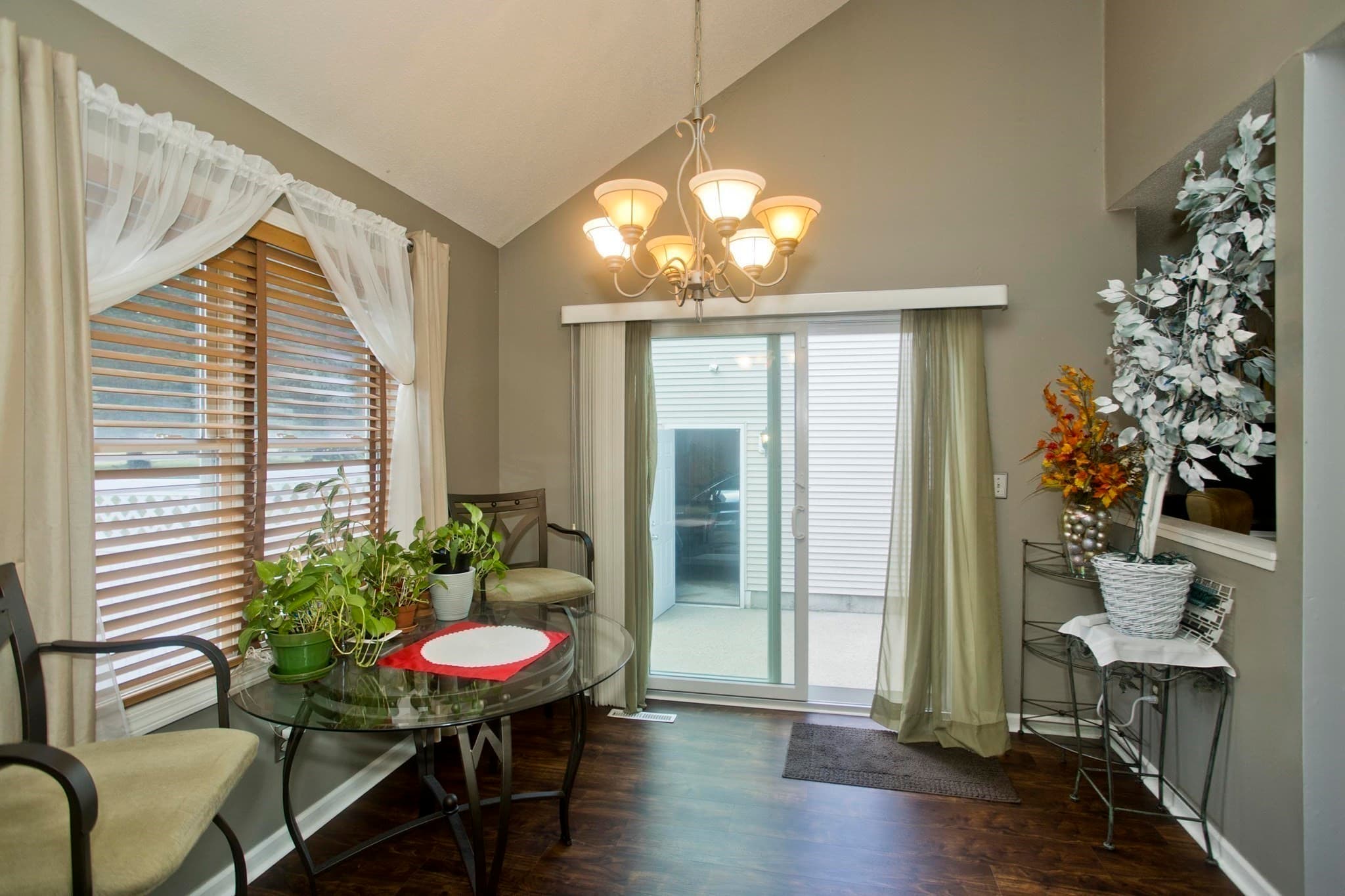 Condominium at 27 Curry Lane # 27, Chicopee MA 01022, Chicopee, photo 27 of 33