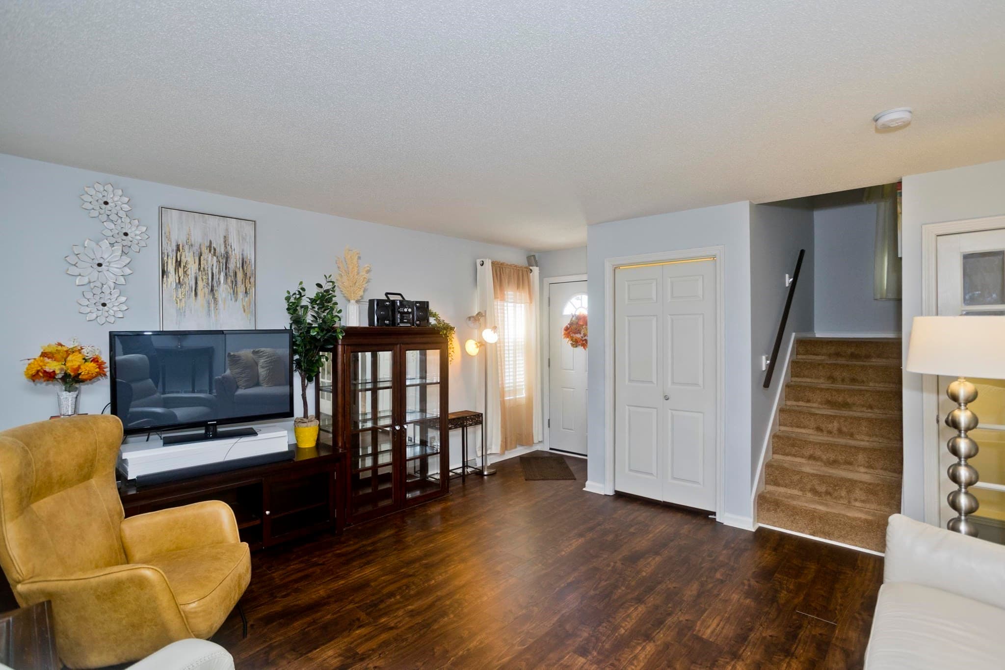 Condominium at 27 Curry Lane # 27, Chicopee MA 01022, Chicopee, photo 3 of 33