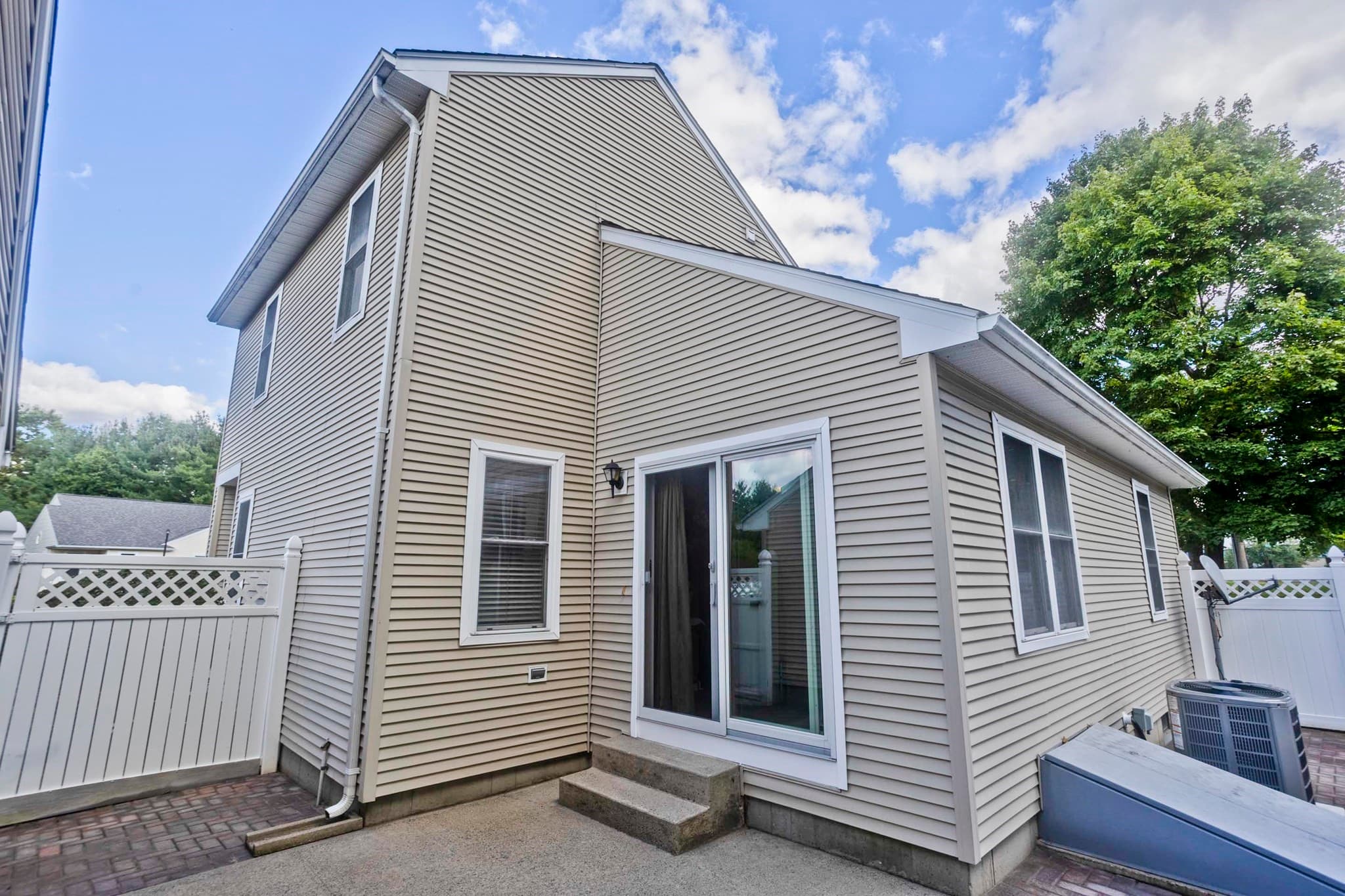 Condominium at 27 Curry Lane # 27, Chicopee MA 01022, Chicopee, photo 31 of 33