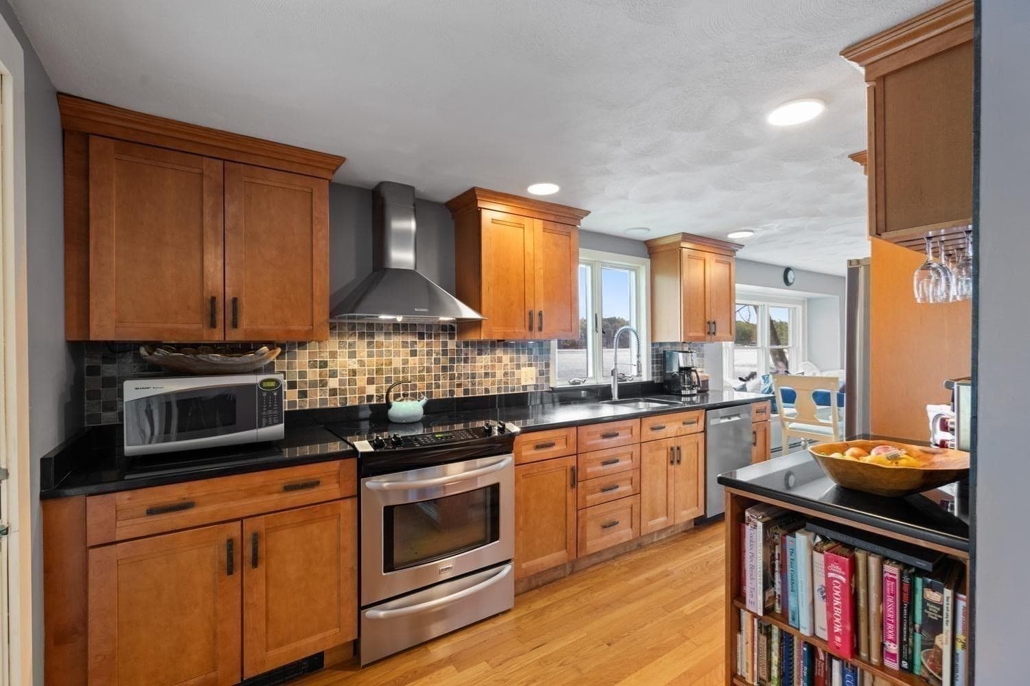 Single Family Residence at 35 Lakeside Blvd, North Reading MA 01864, North Reading, photo 14 of 42