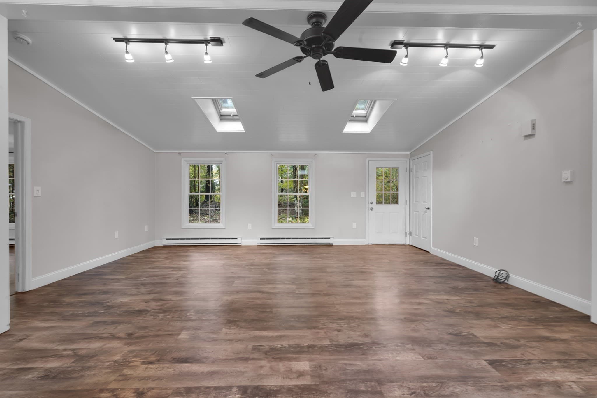 Single Family Residence at 139 Podunk Rd, Sturbridge MA 01566, Sturbridge, photo 14 of 34