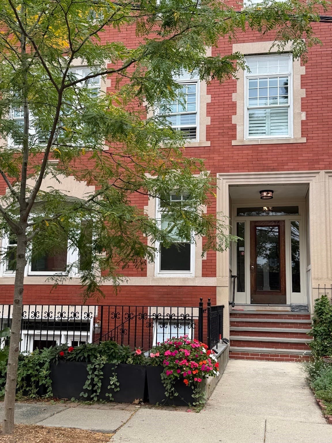 23 Strathmore Road # 1A, Brookline MA 02445