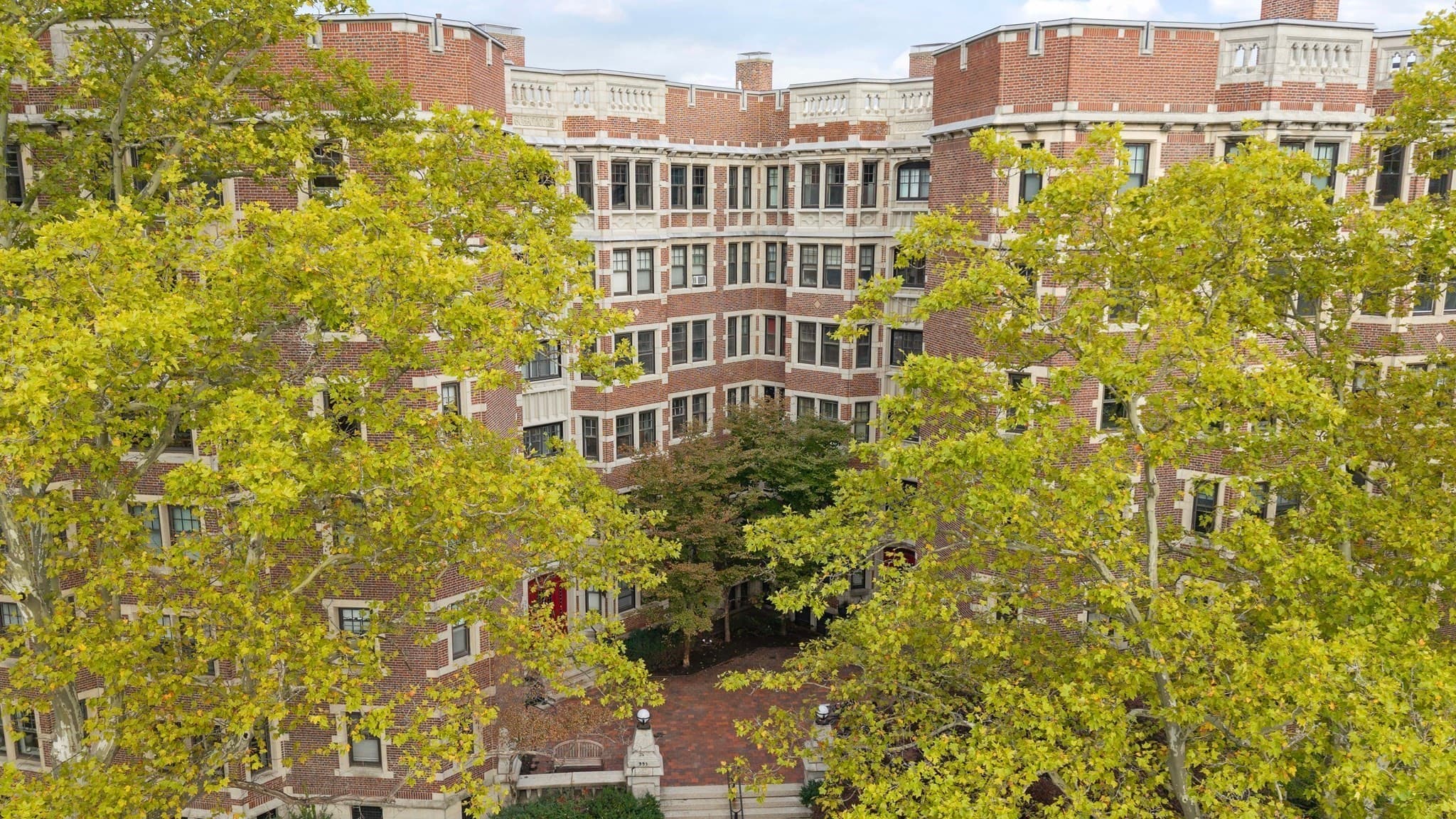 Condominium at 993 Memorial Drive # 603, Cambridge MA 02138, Cambridge, photo 22 of 25