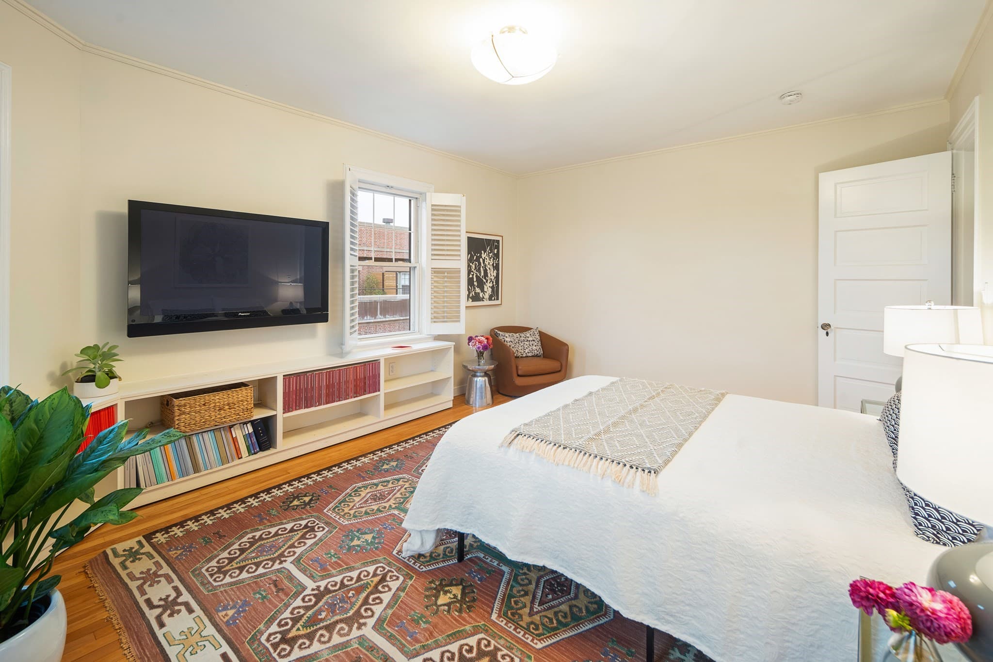Condominium at 993 Memorial Drive # 603, Cambridge MA 02138, Cambridge, photo 19 of 25
